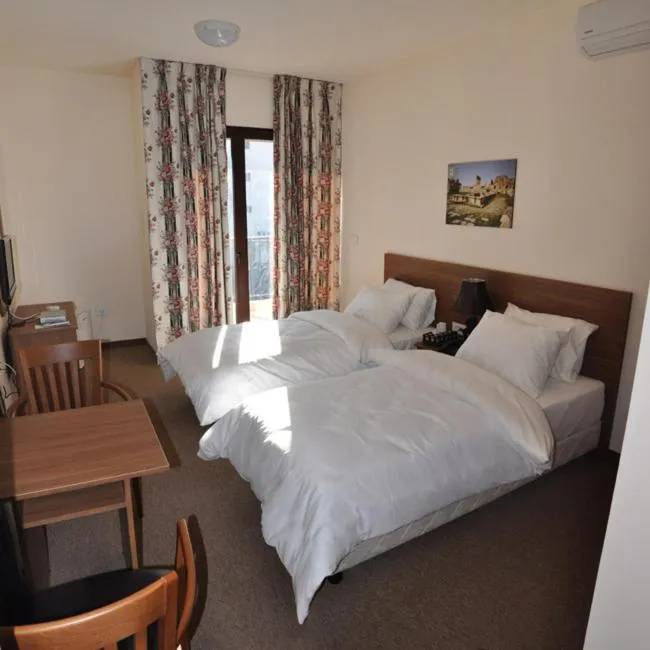 Bedroom, Bed in Lagace Hotel