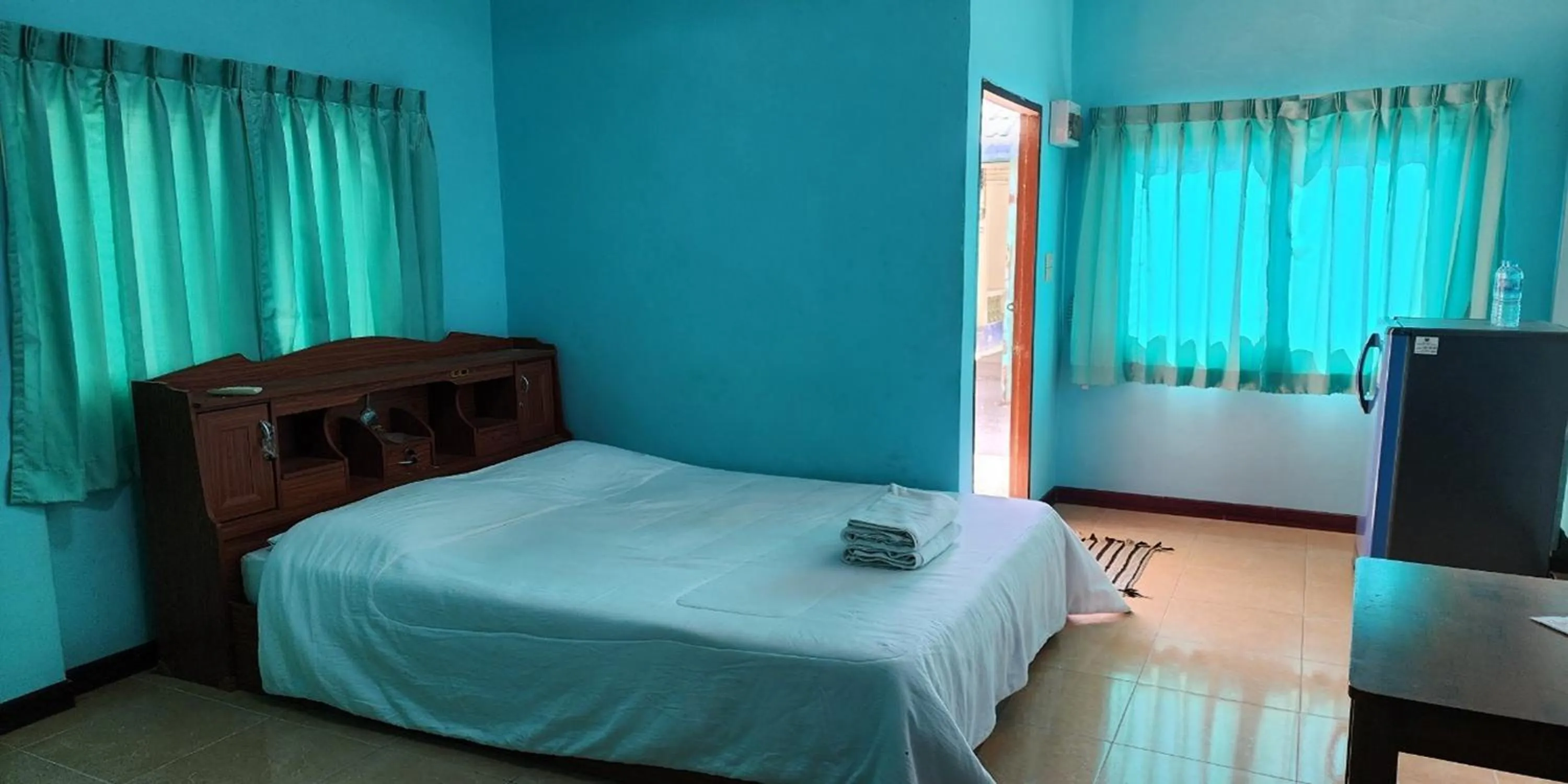 Bed in Chok Phikul Thong Resort