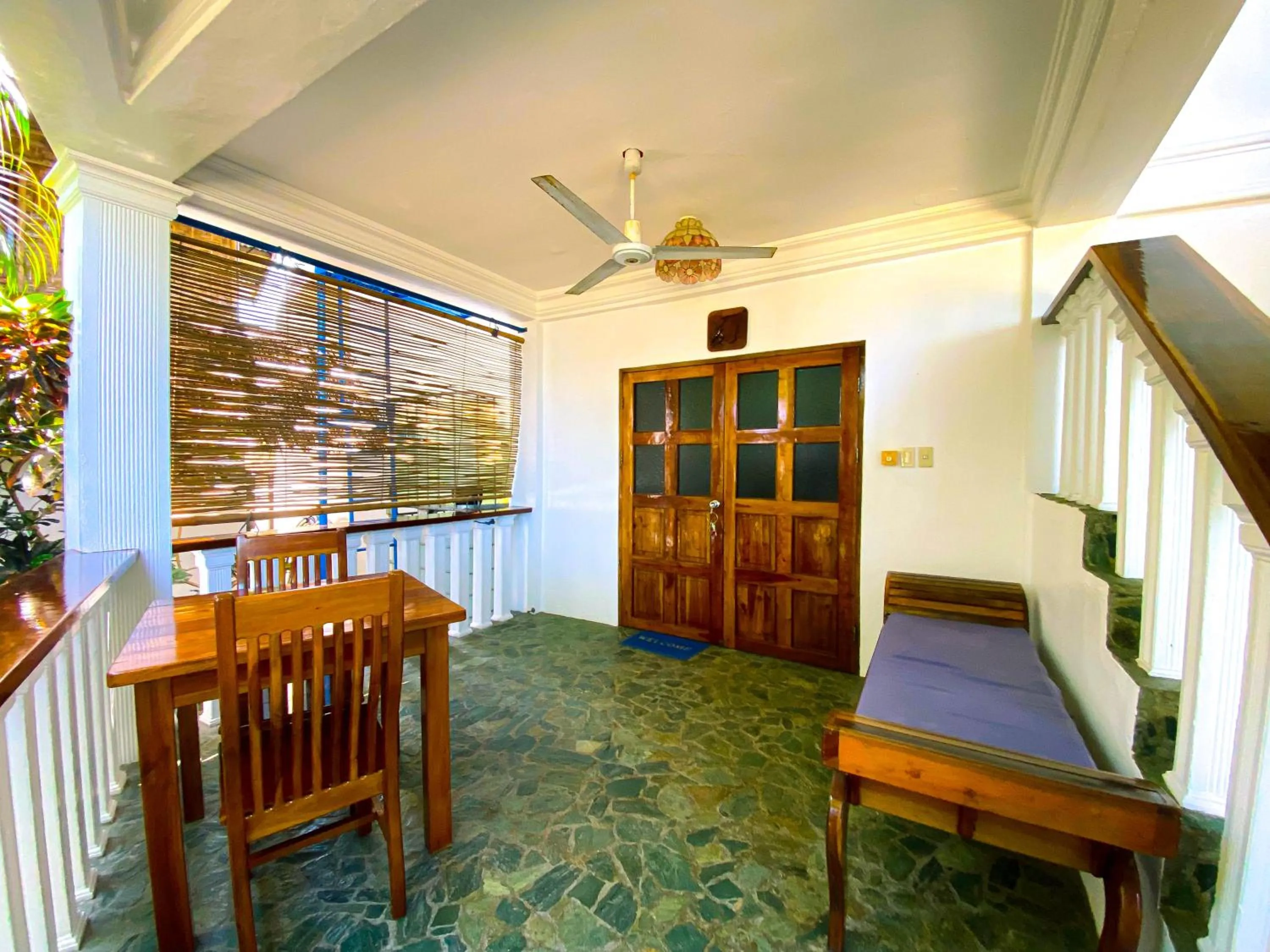 Rainbow Bay Beach & Dive Resort