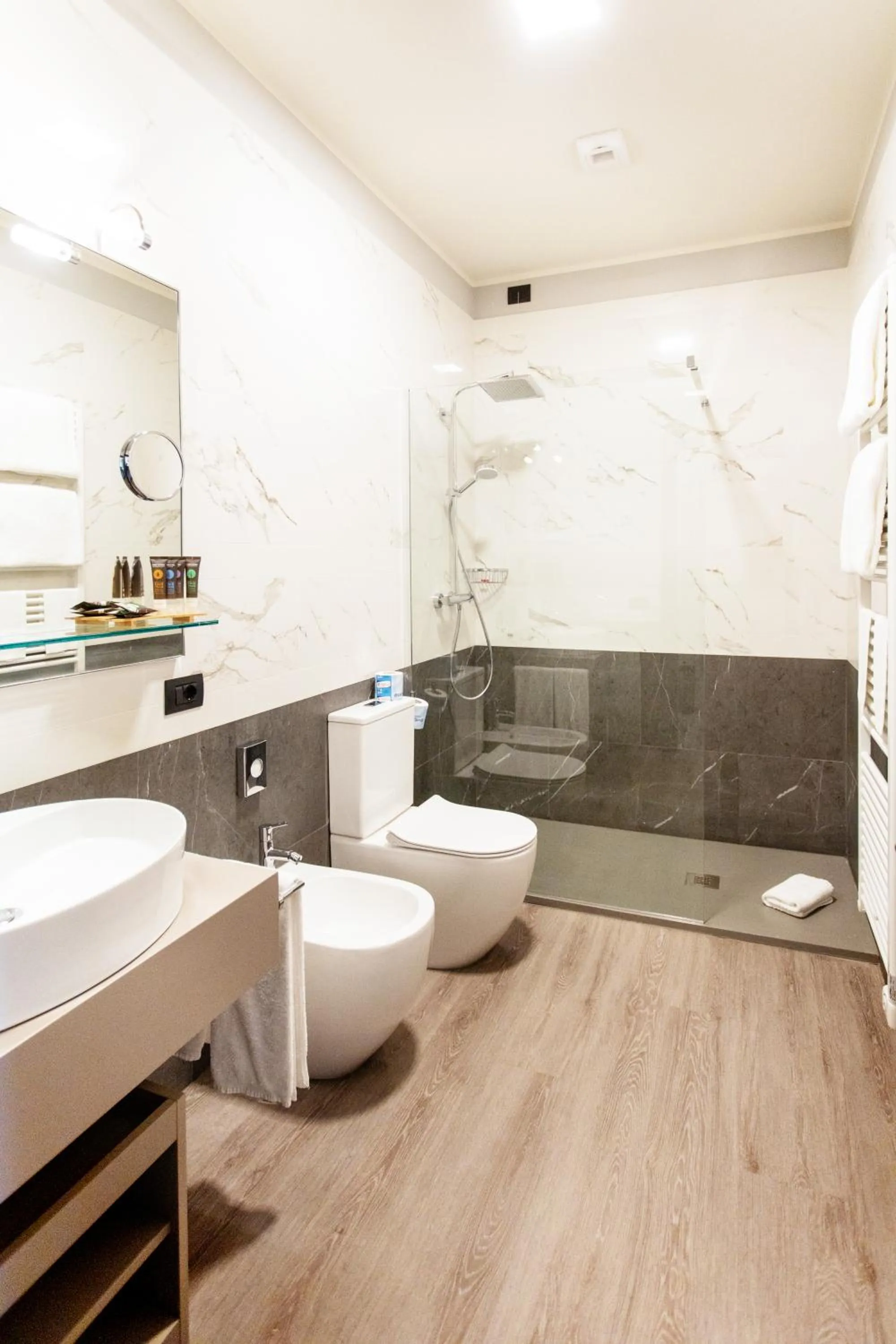 Bathroom in Palazzo Le Poste - Suite and Apartments