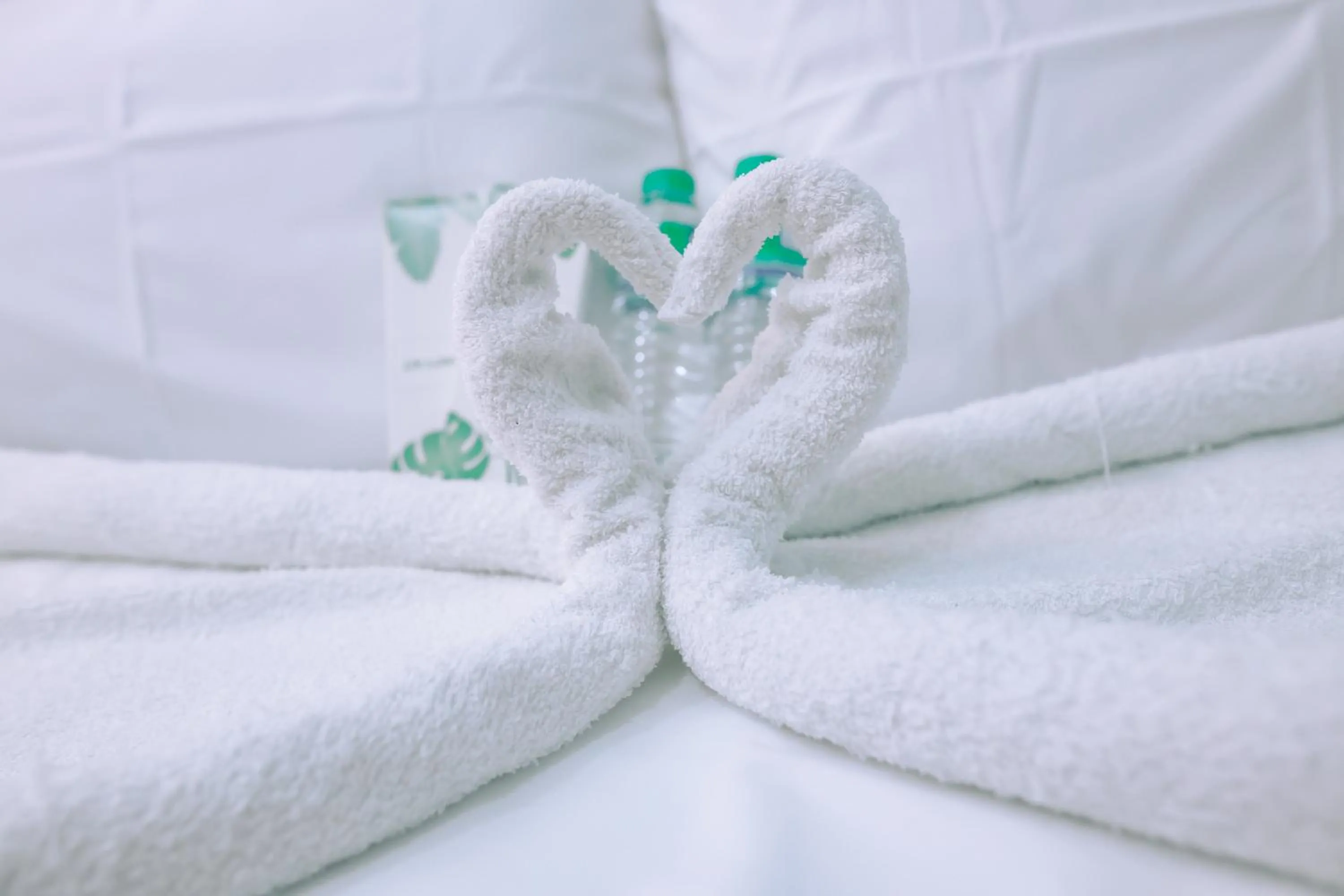 Photo of the whole room, Bed in RedDoorz near Mariners Legazpi