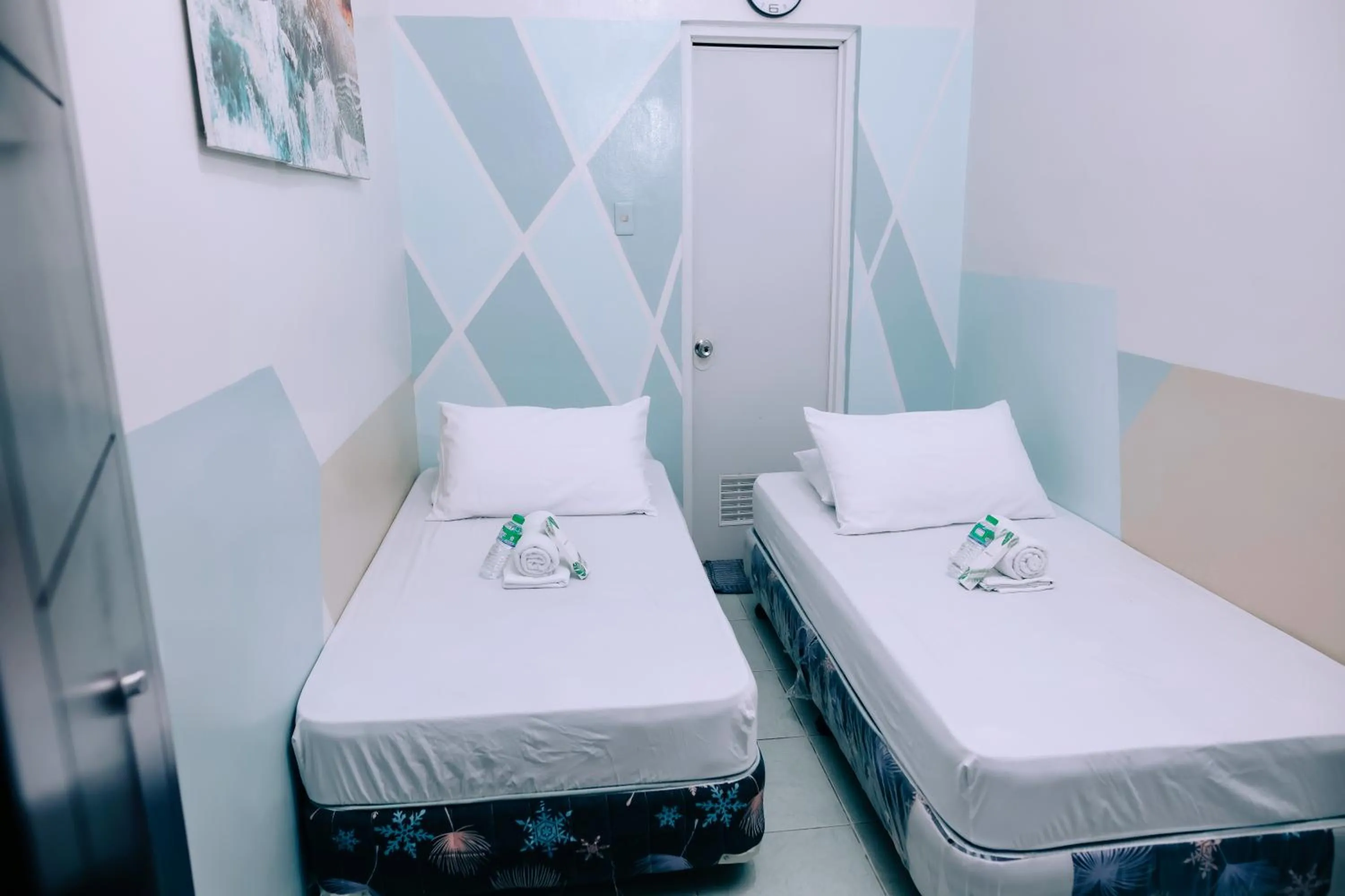 Bed in RedDoorz near Mariners Legazpi