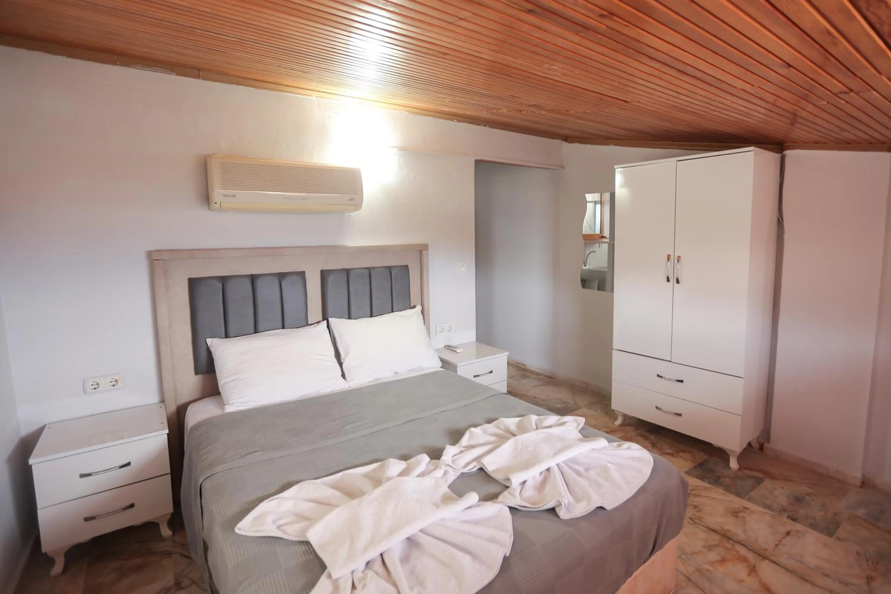 Bed in Ciftlik Hotel