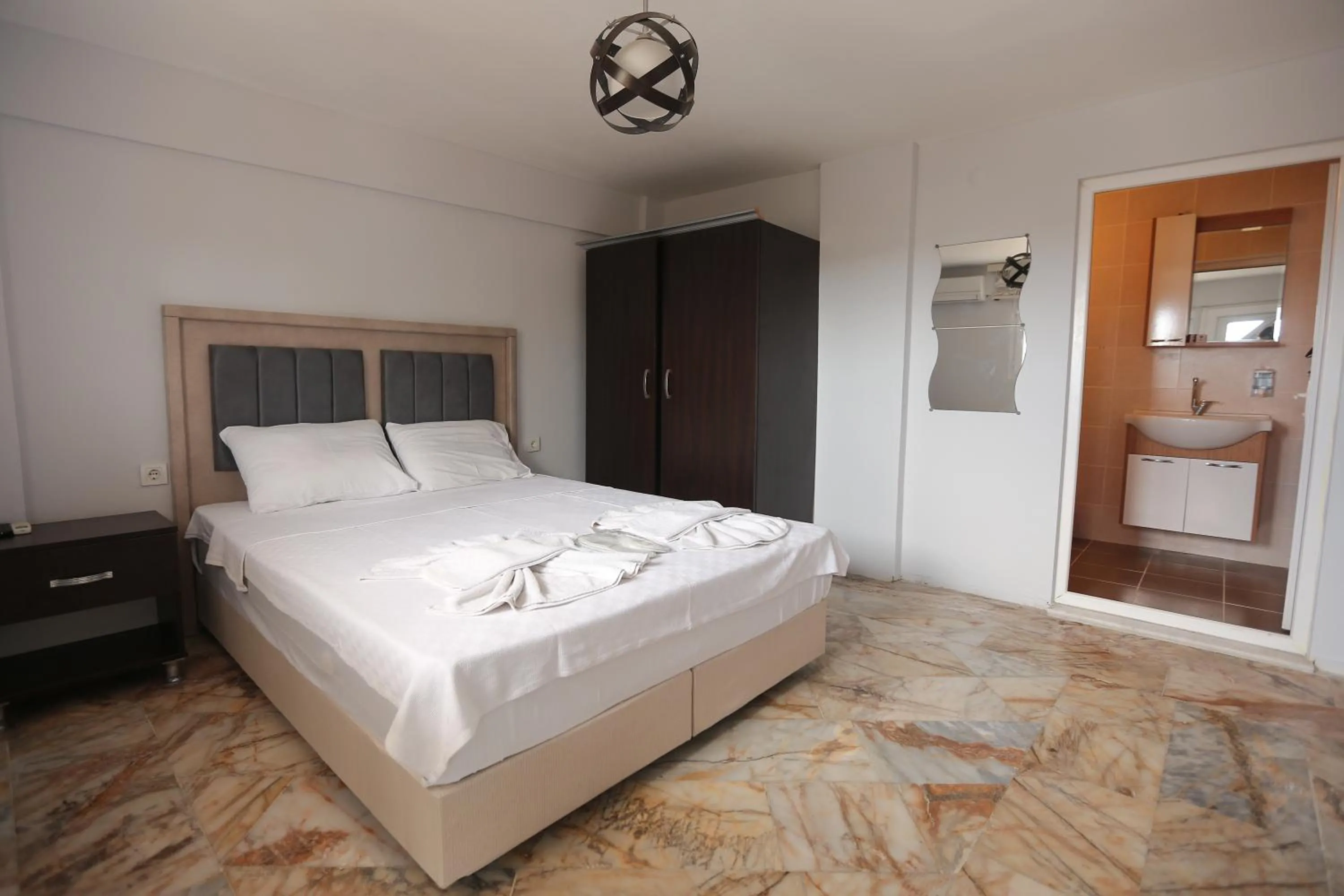 Bed in Ciftlik Hotel