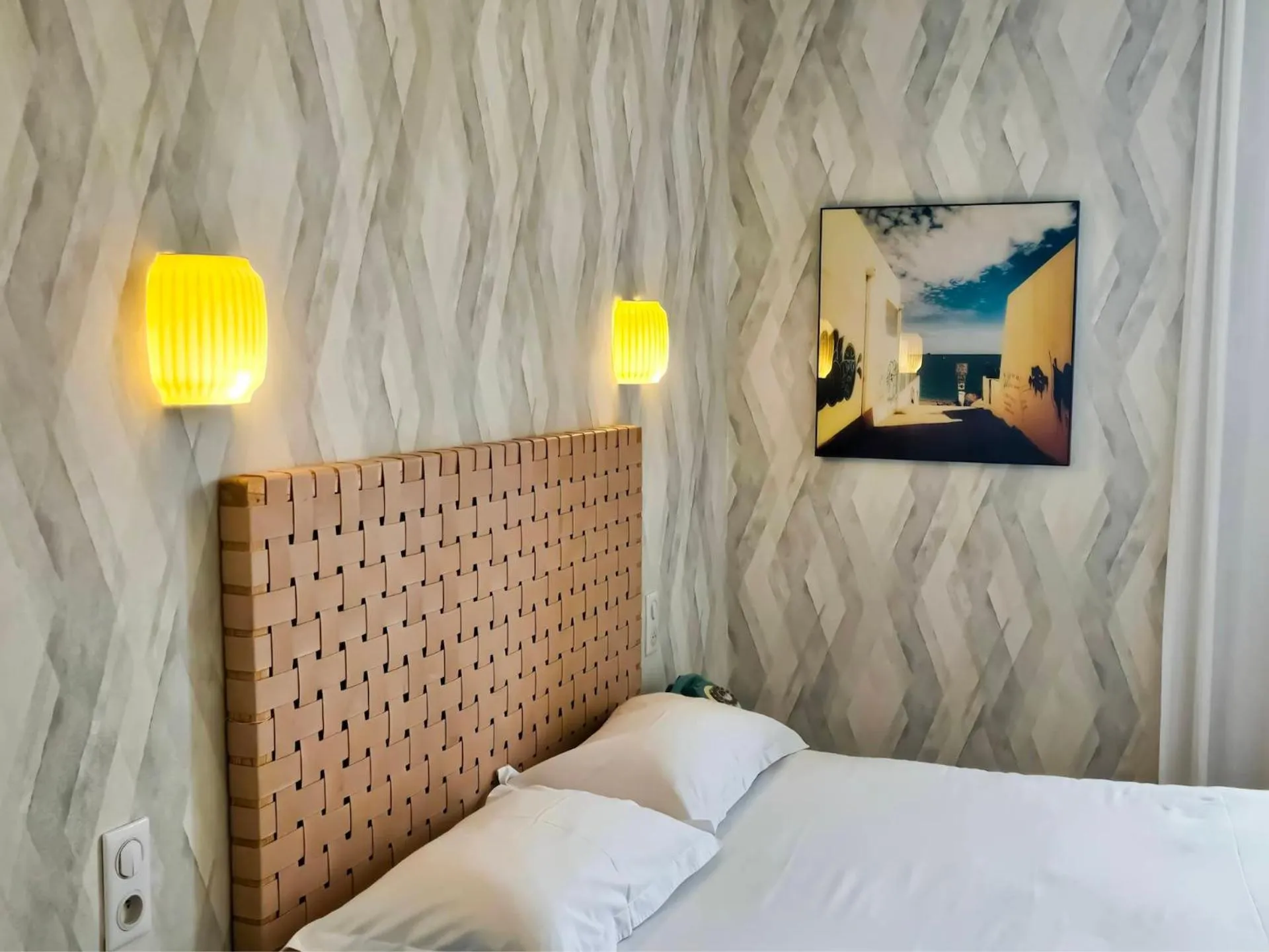 Photo of the whole room, Bed in Hôtel L'orque Bleue