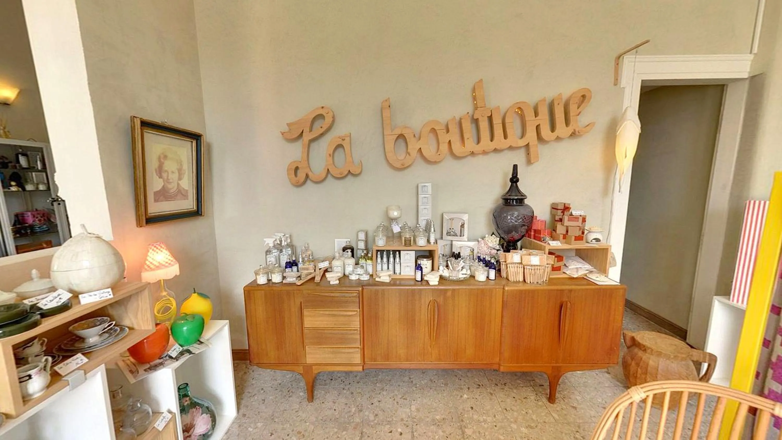 Restaurant/places to eat in Hôtel L'orque Bleue