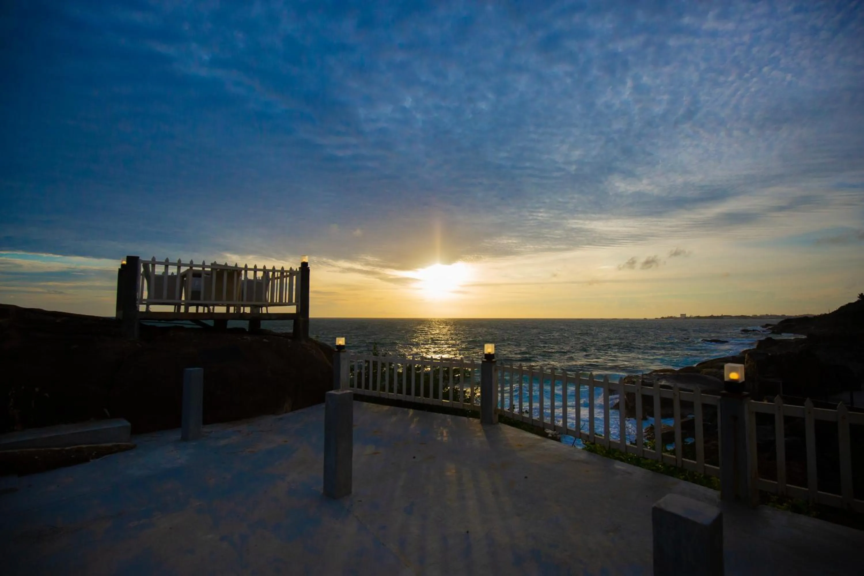 Hotel Zeilan Sunset Point