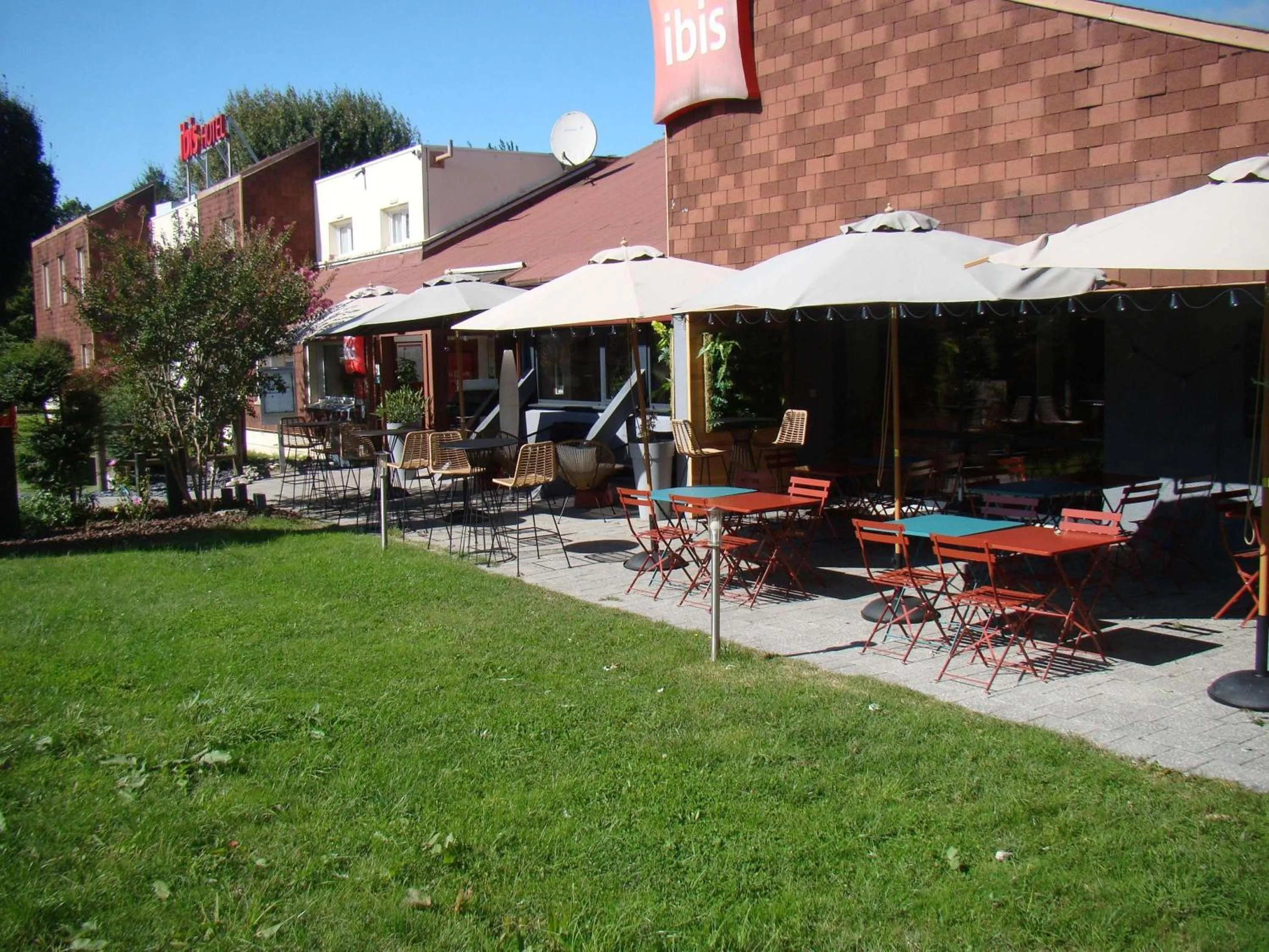 Property building in ibis Bourg en Bresse