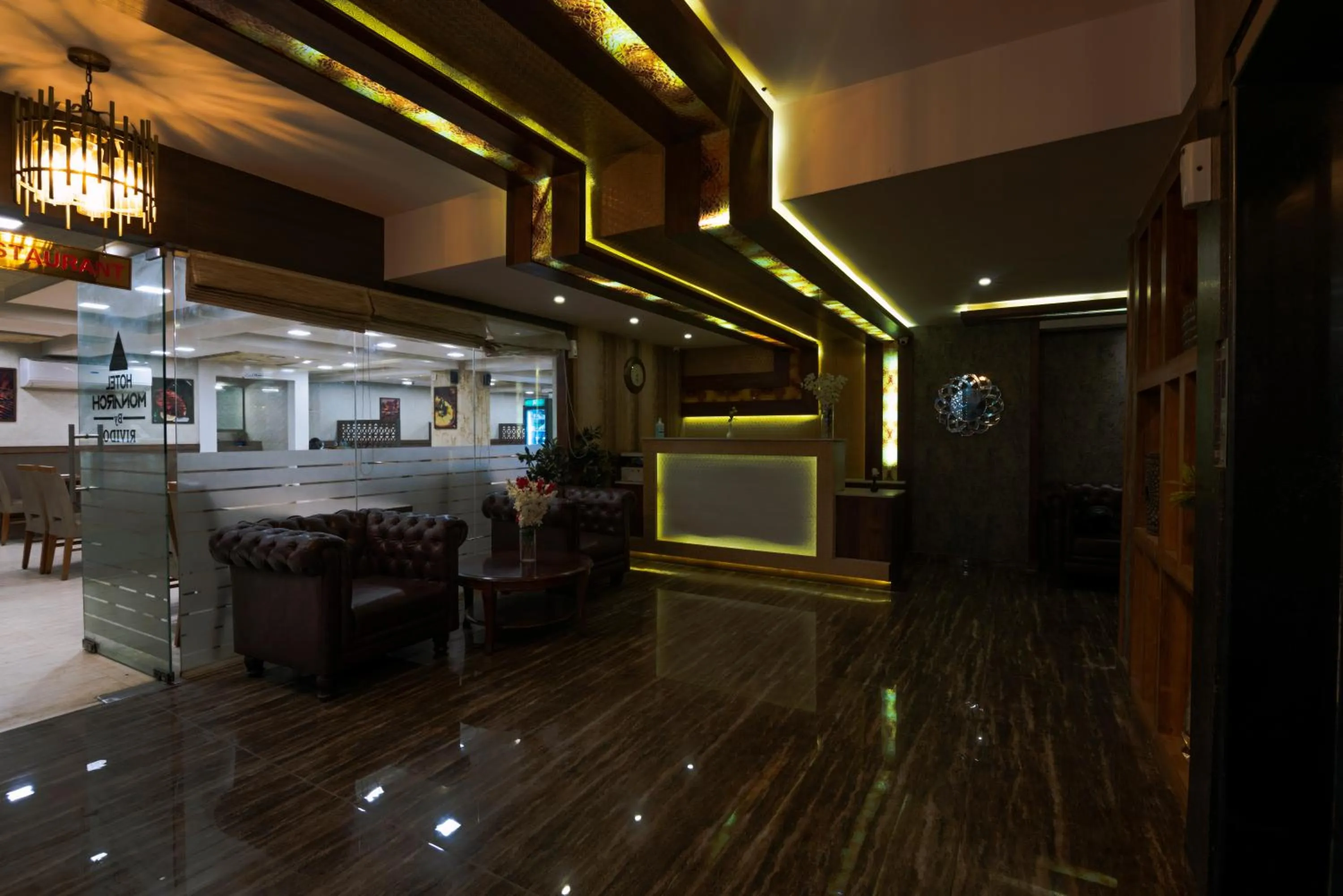 Lobby or reception in Hotel Monarch International