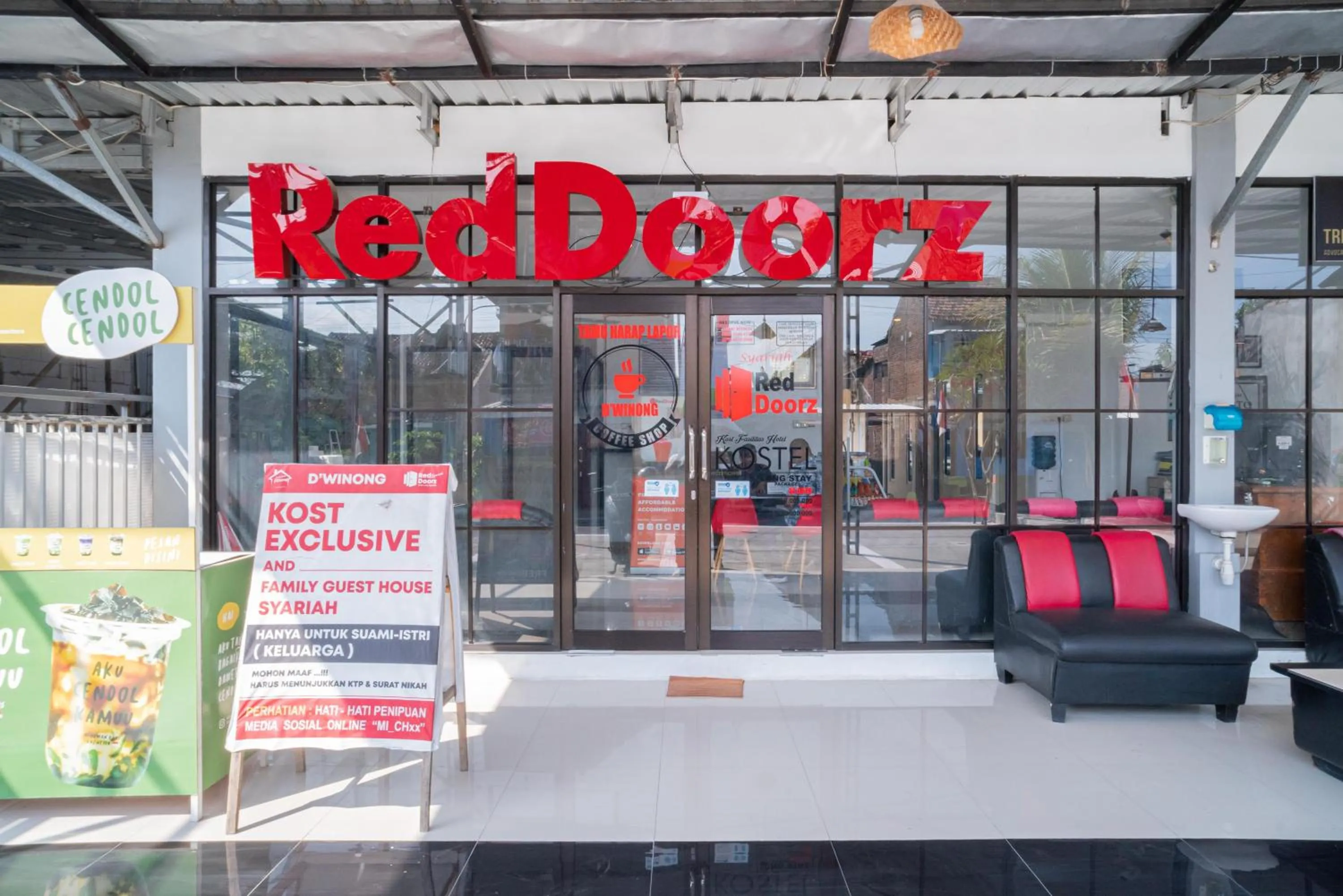 Property building in RedDoorz Syariah At Winong Nganjuk