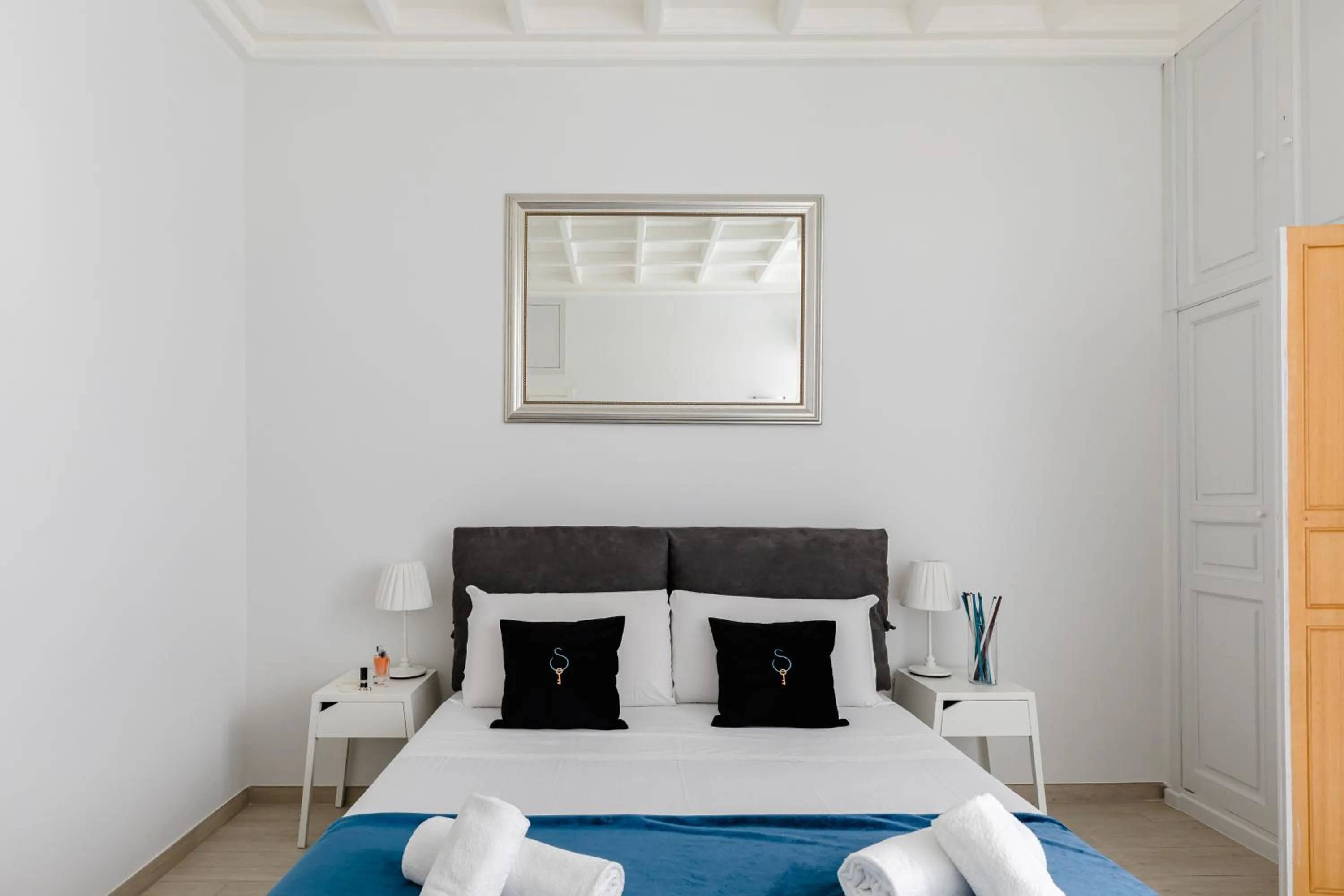 Bedroom, Bed in A World Aparts - 61 Margutta