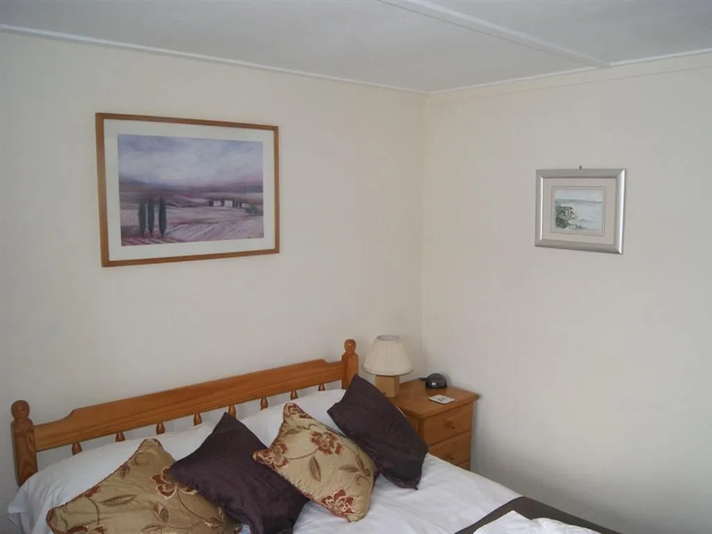 Bedroom in King's Arms