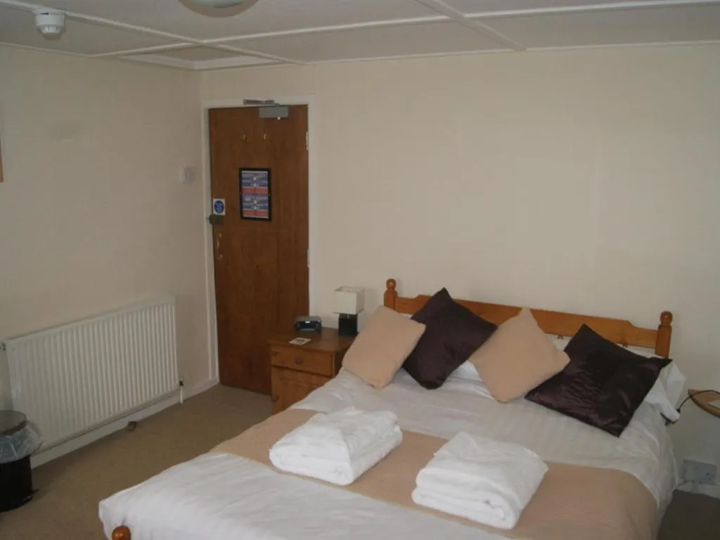 Bedroom in King's Arms