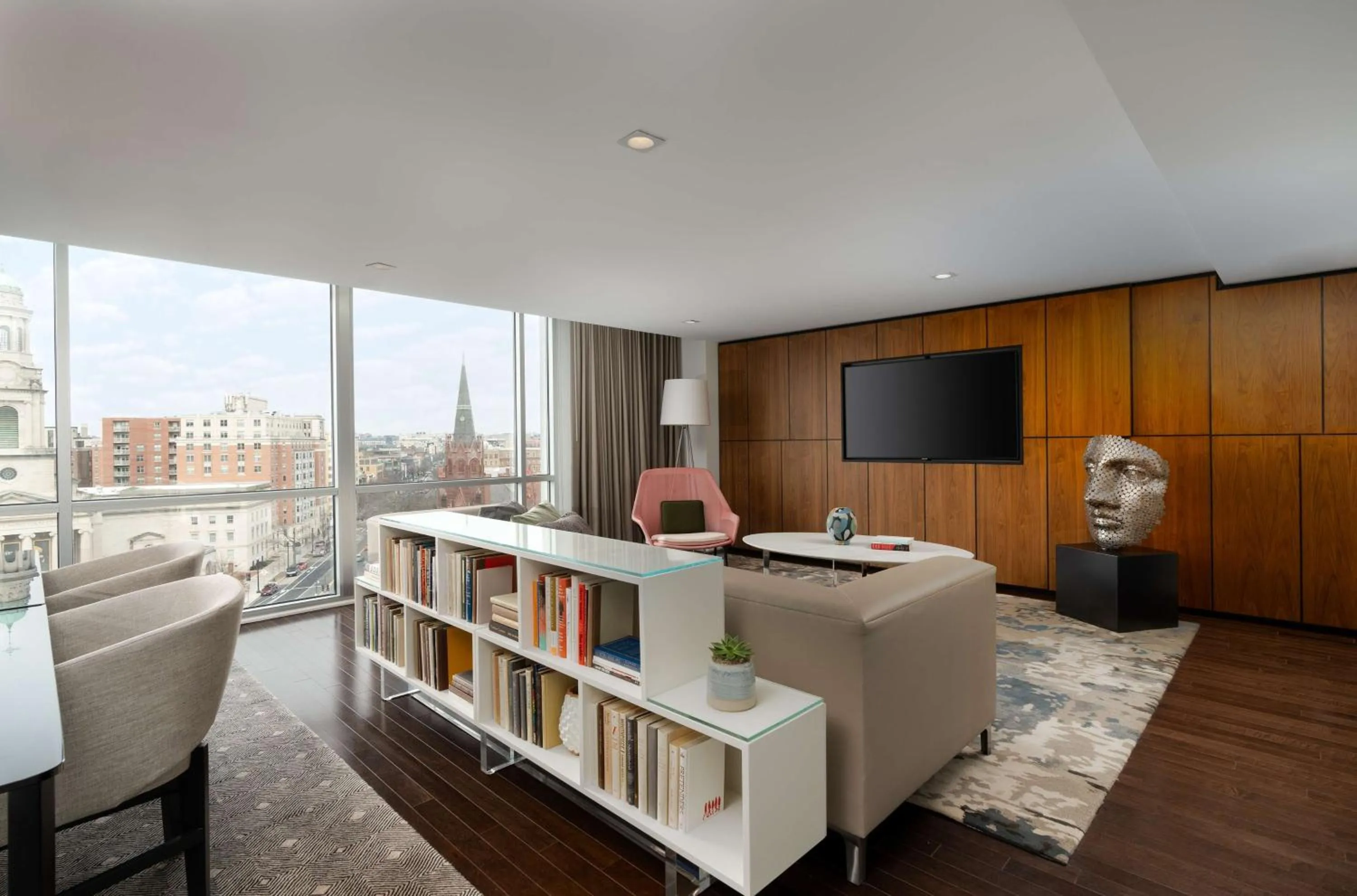 Photo of the whole room in Hotel Zena Washington DC