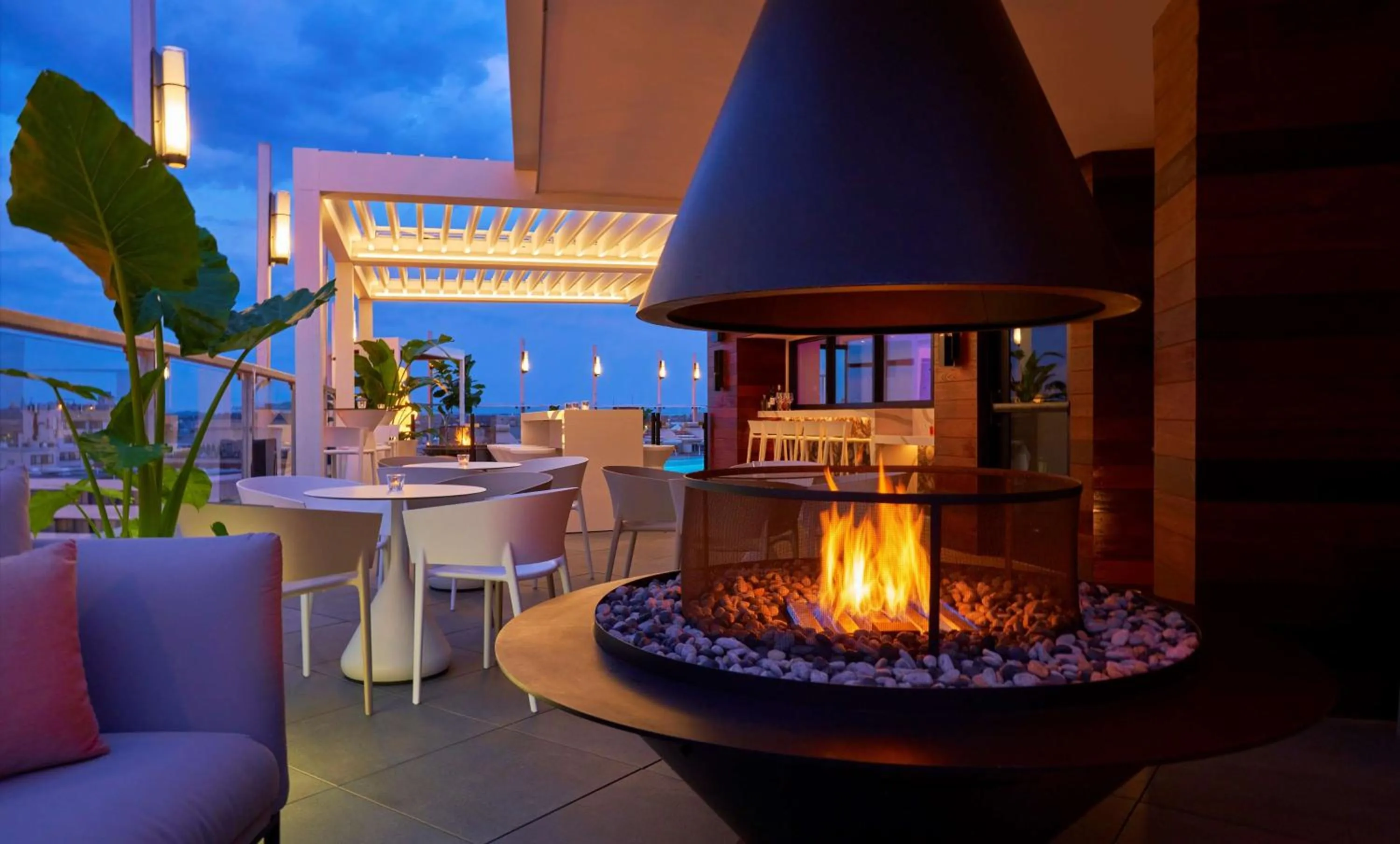 Property building in Hotel Zena Washington DC