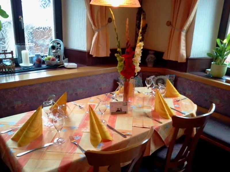 Restaurant/places to eat in Landgasthof Sonne