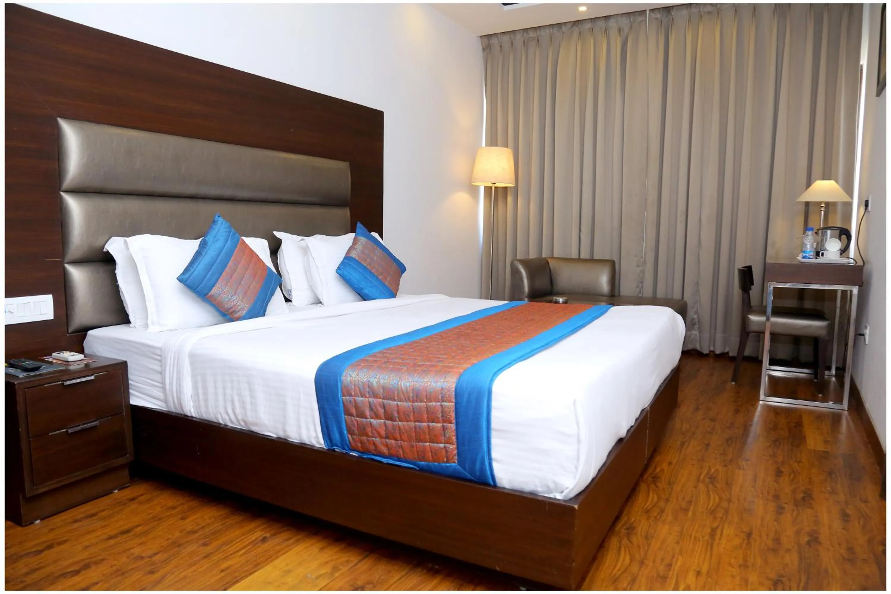 Photo of the whole room, Bed in Hotel The R Blues - Near IGI Airport New Delhi