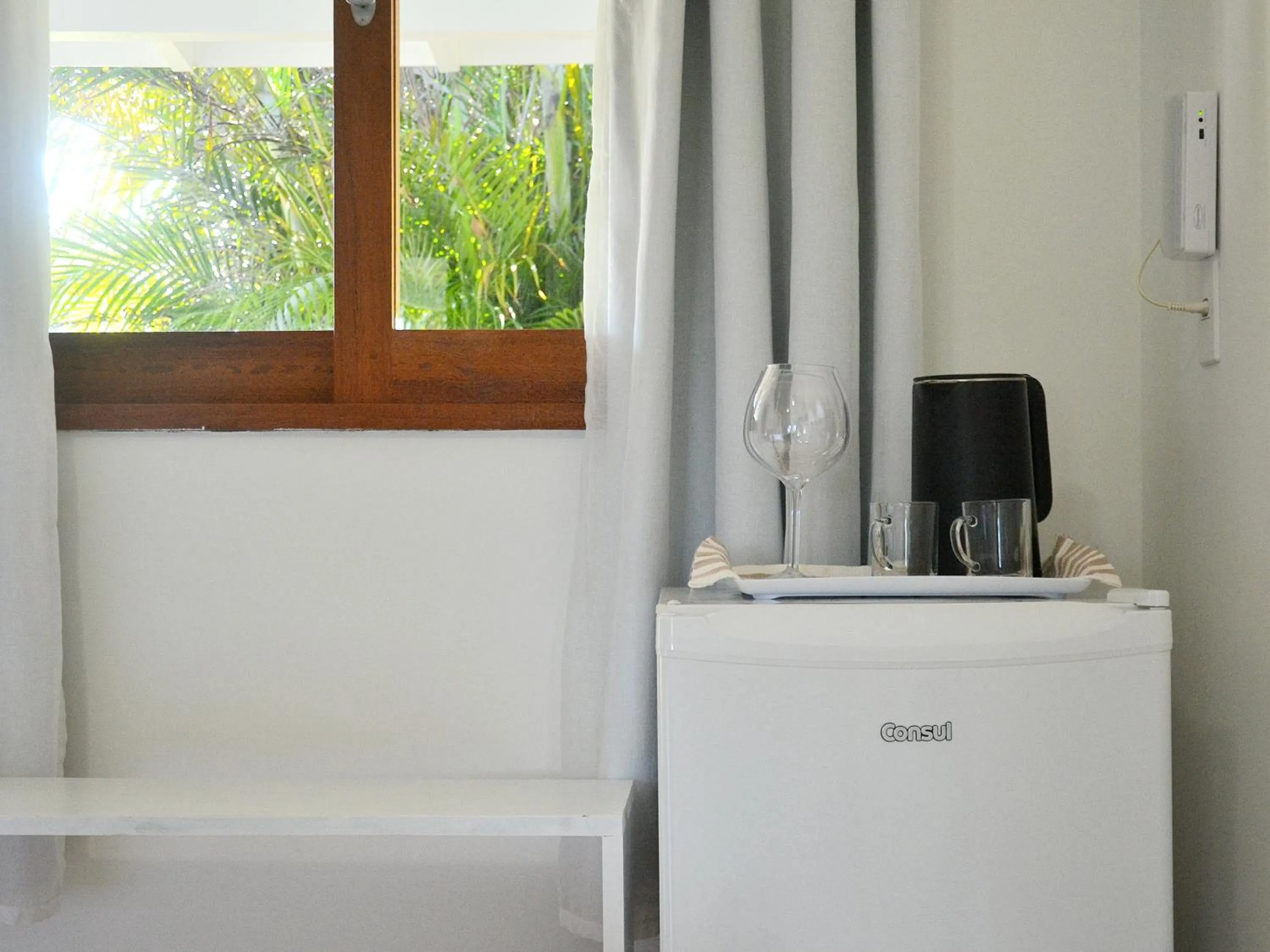 Coffee/tea facilities in Pousada la Boheme Guarda do Embaú - SC