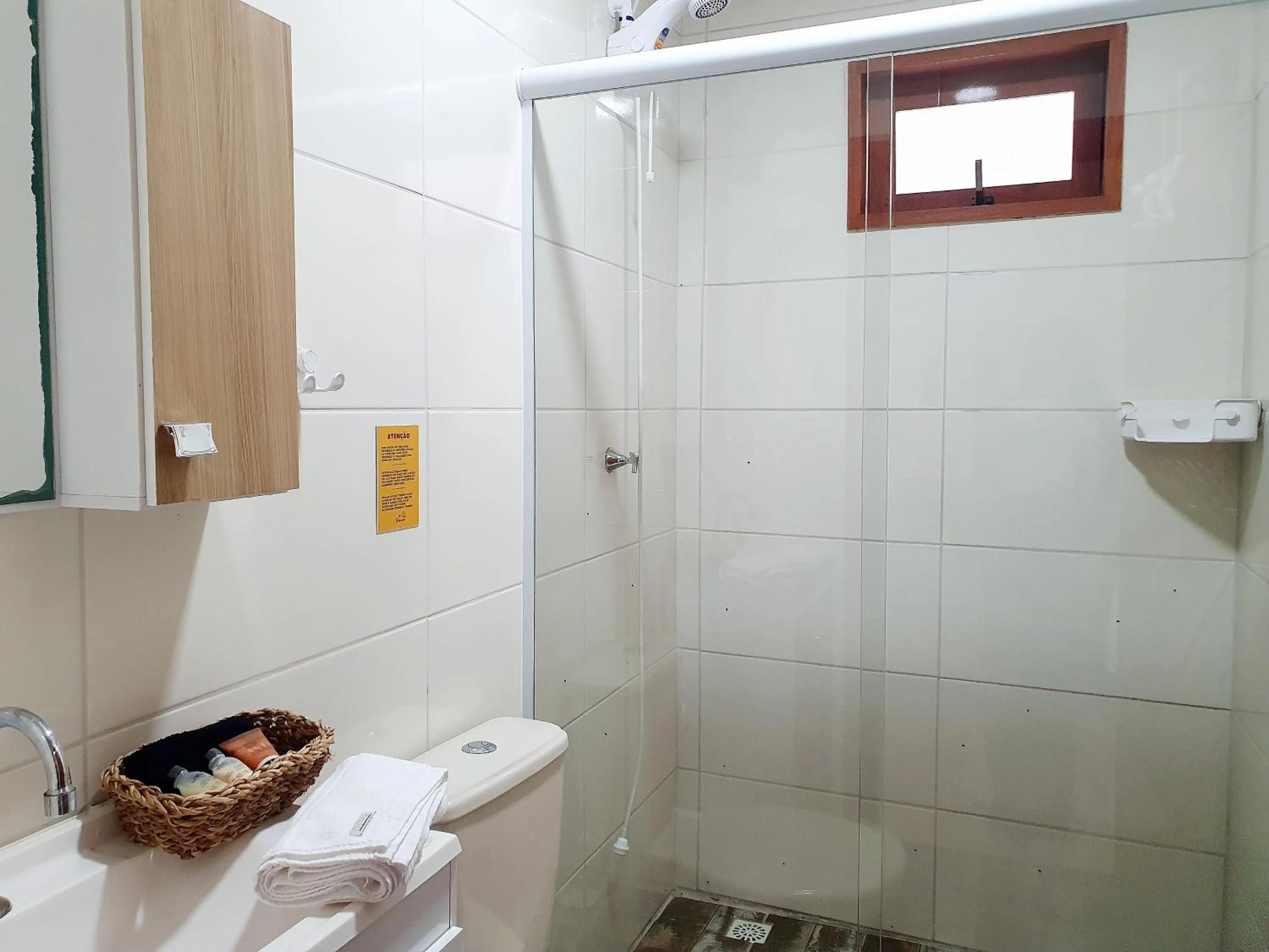 Bathroom in Pousada la Boheme Guarda do Embaú - SC