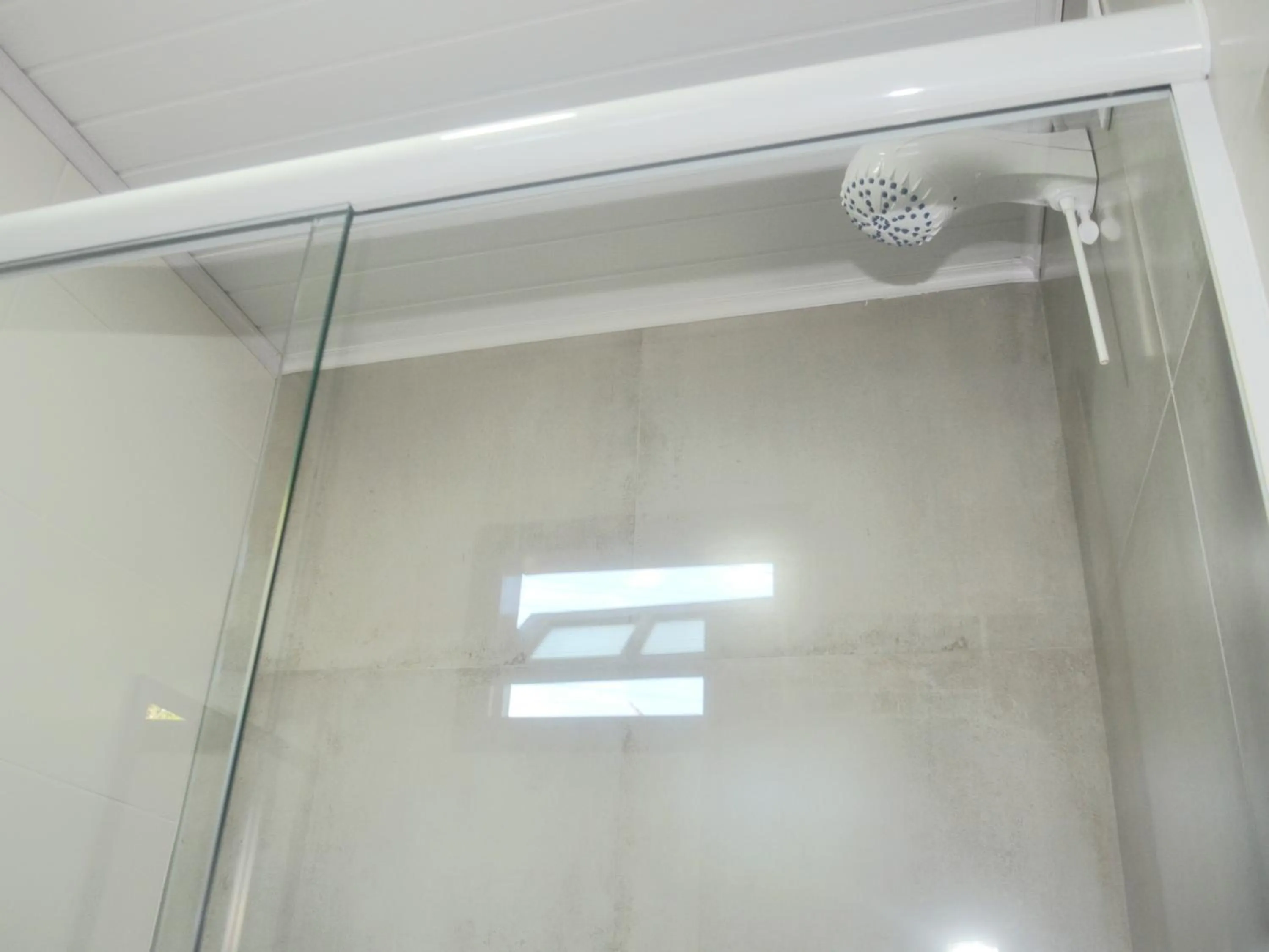 Shower in Pousada la Boheme Guarda do Embaú - SC