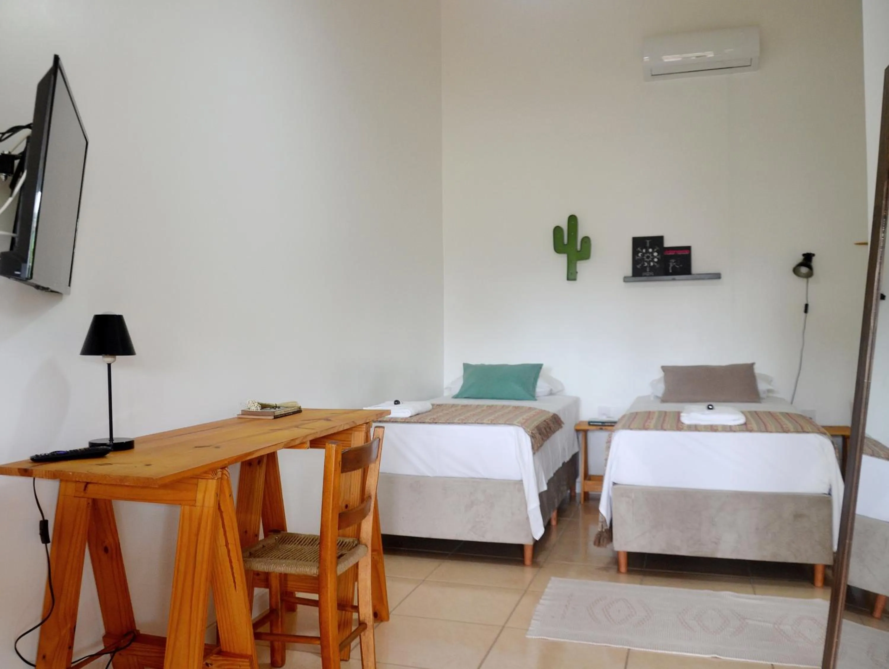 Bedroom, Bed in Pousada la Boheme Guarda do Embaú - SC