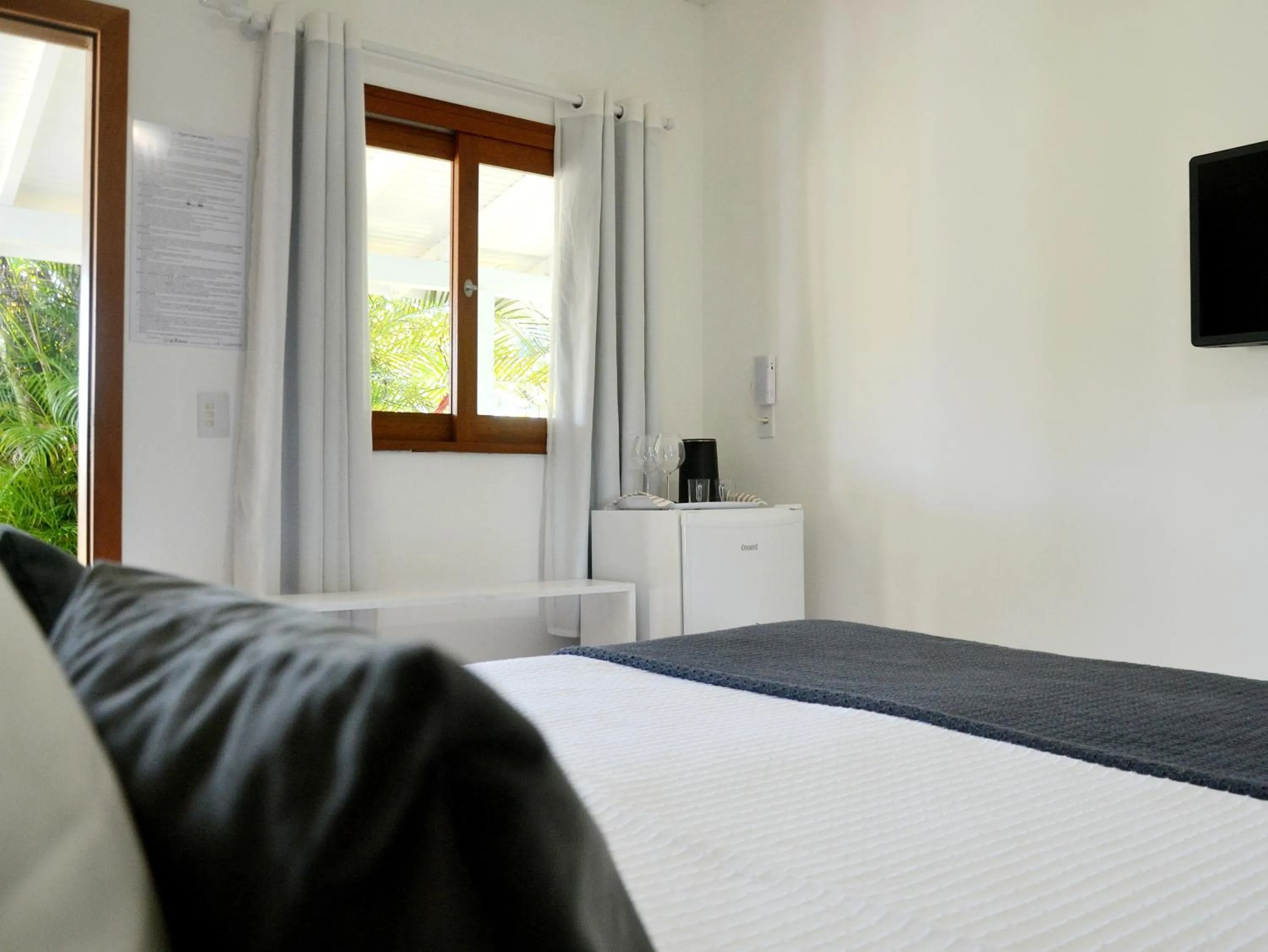 Coffee/tea facilities, Bed in Pousada la Boheme Guarda do Embaú - SC