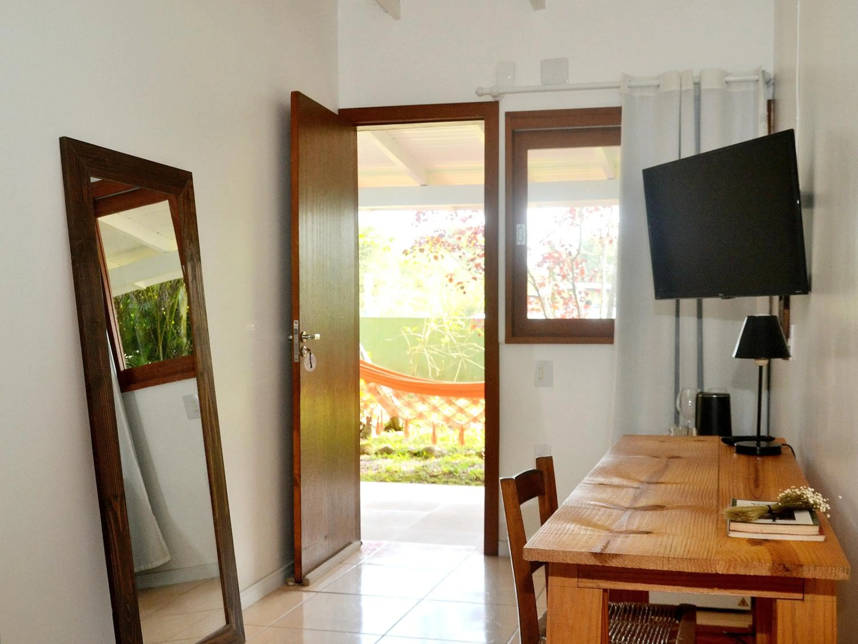 Business facilities in Pousada la Boheme Guarda do Embaú - SC