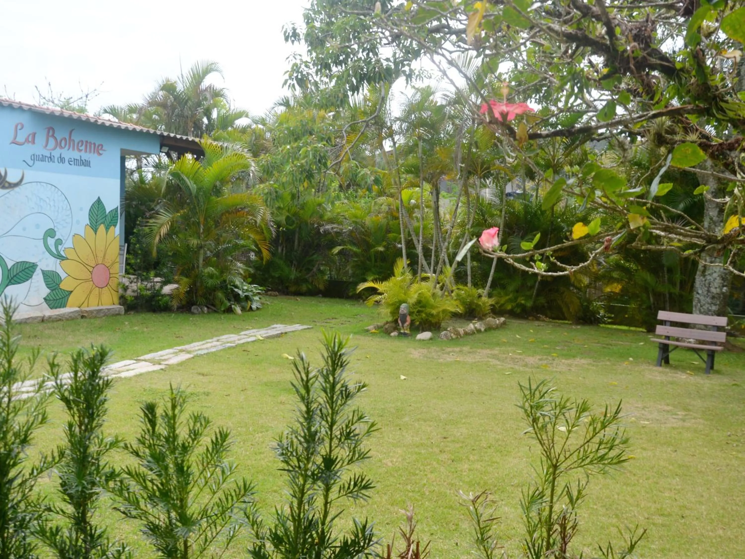 Garden view in Pousada la Boheme Guarda do Embaú - SC