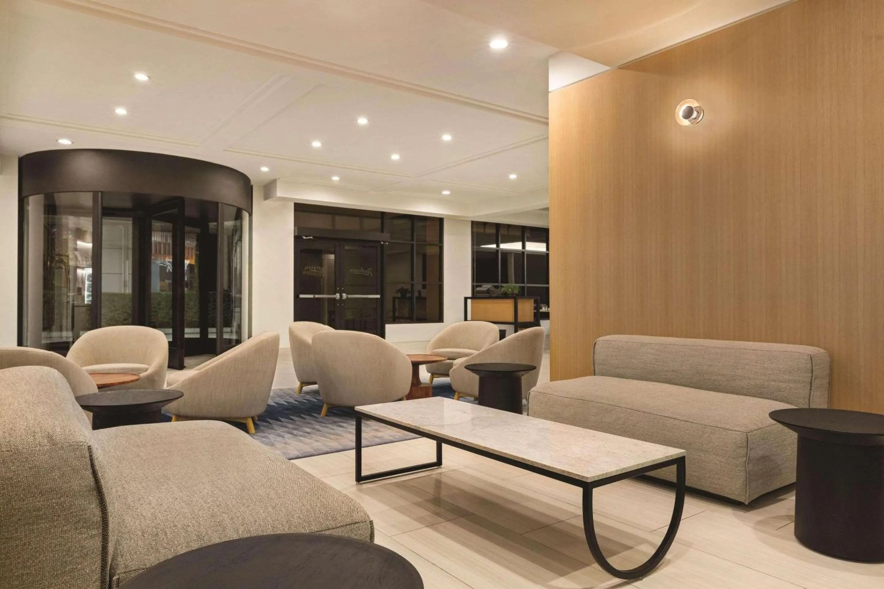 Lobby or reception in Radisson Hotel Seattle Airport