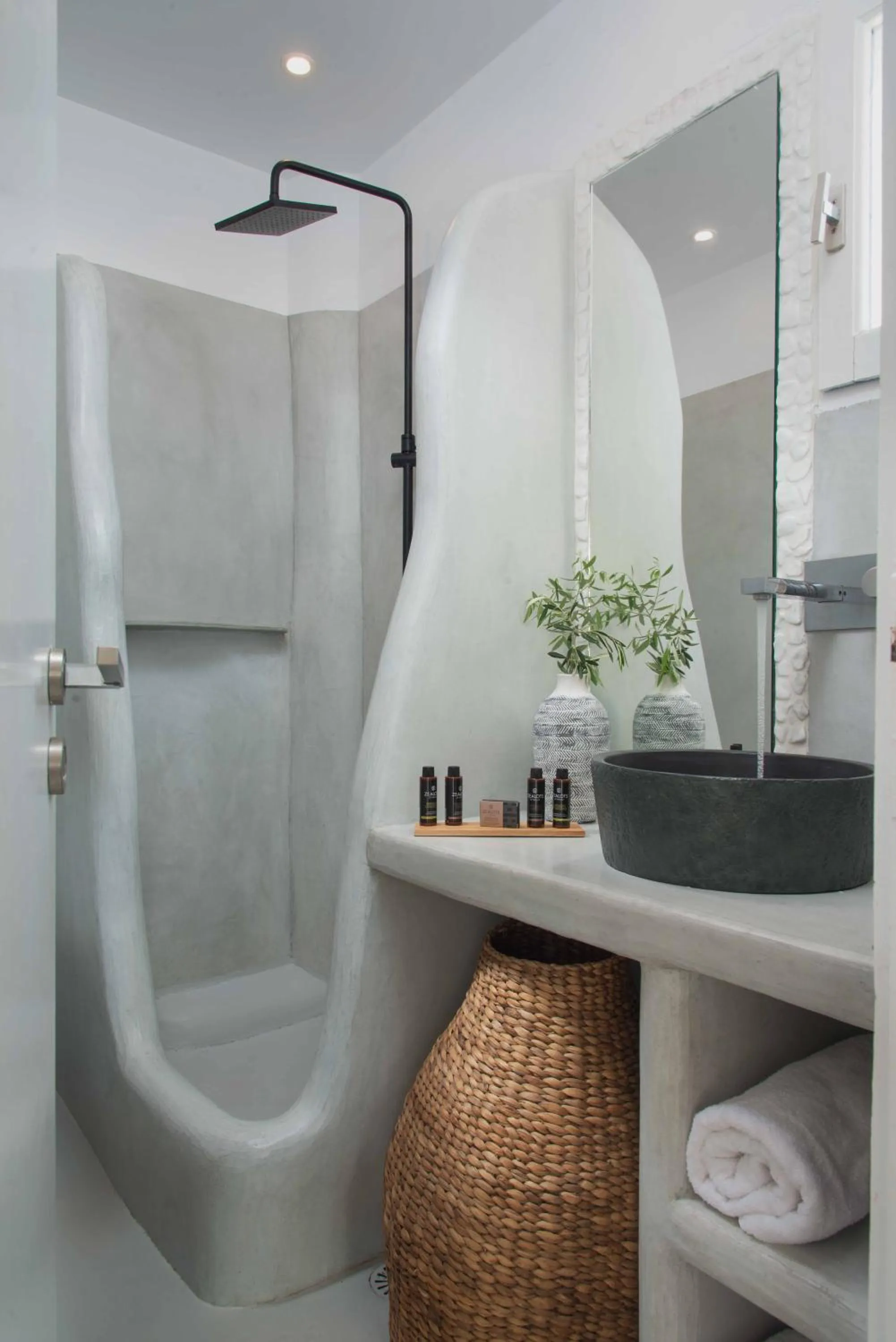 Bathroom in Perla Suites - Delmar Collection