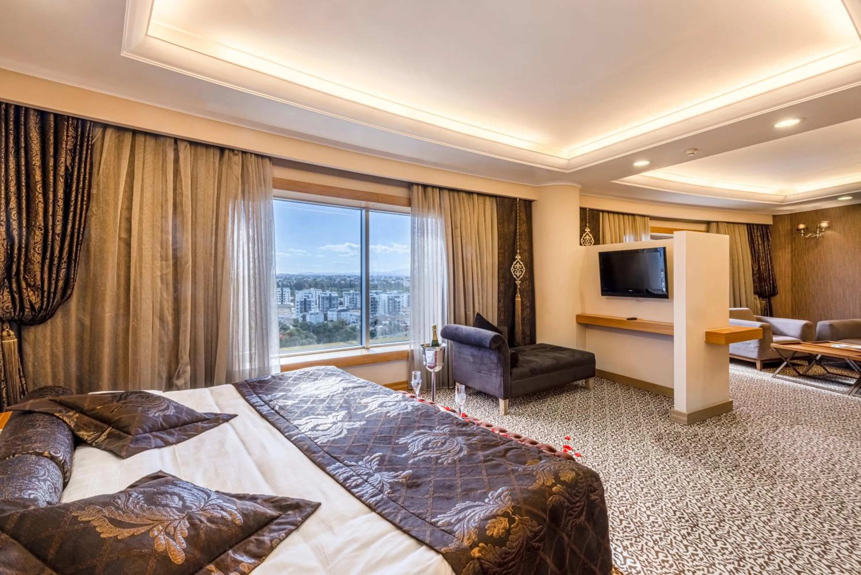 Bed in Grand Pasha Lefkosa Hotel & Casino