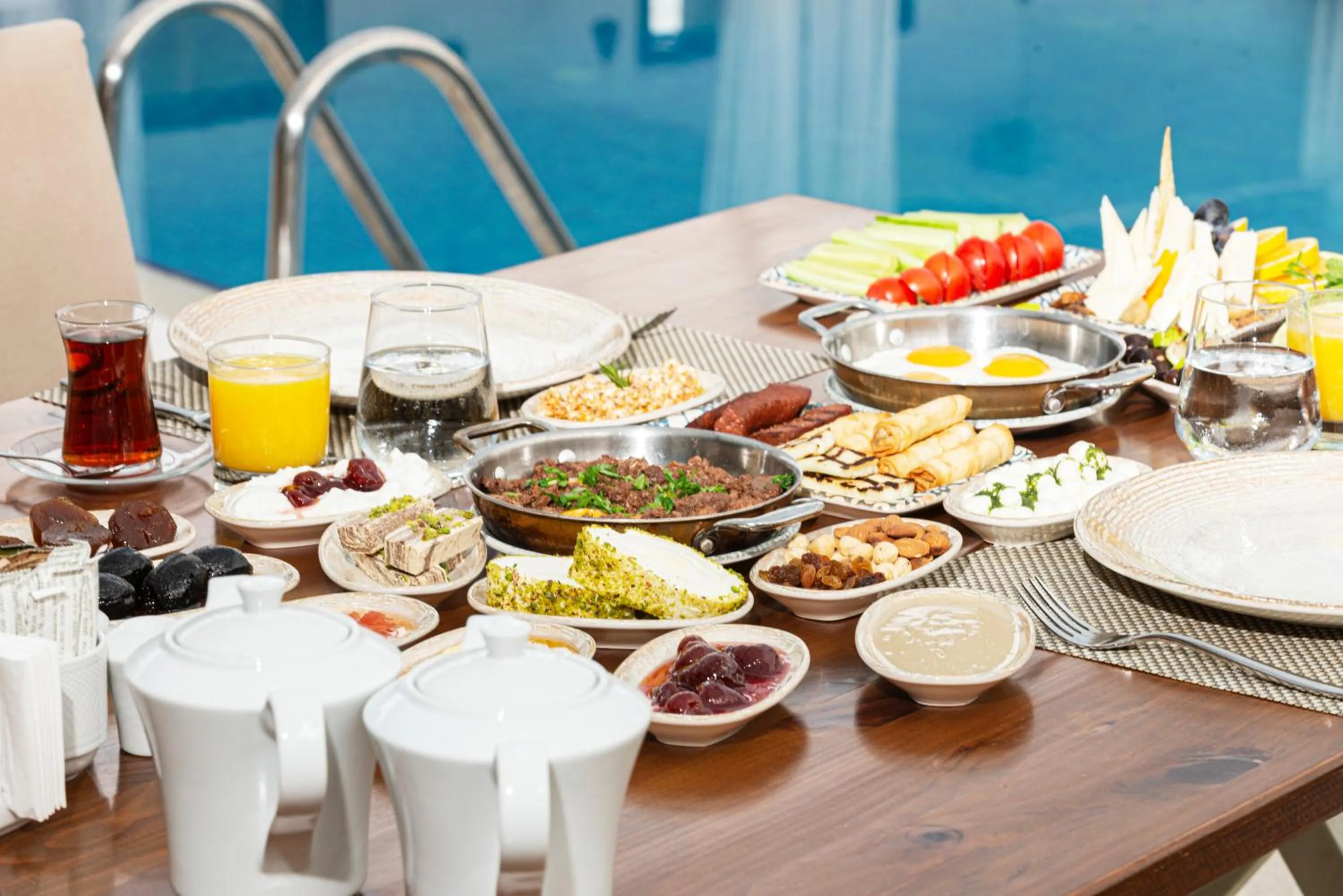 Food and drinks in Grand Pasha Lefkosa Hotel & Casino