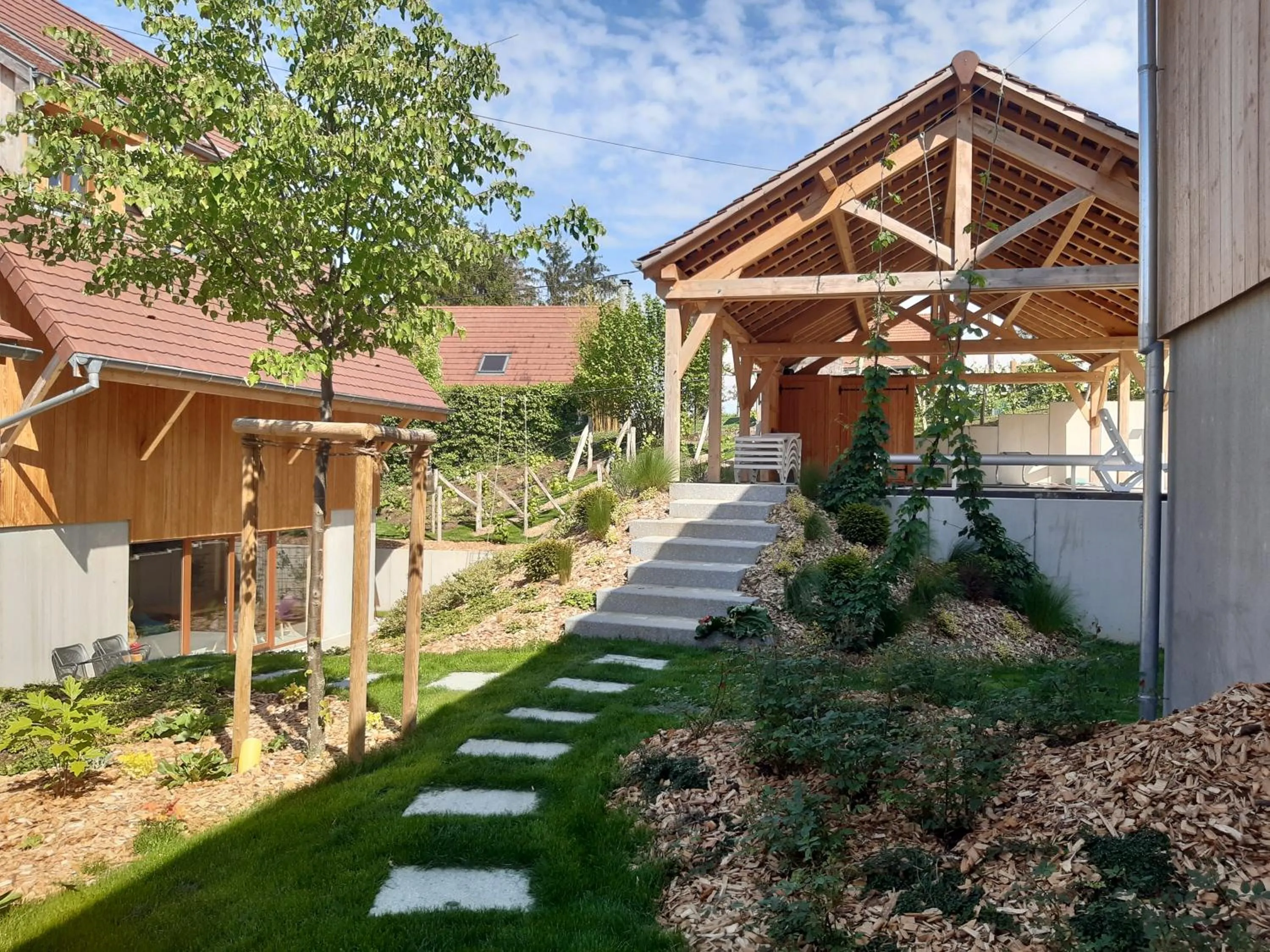 Property building in Les Granges Modernes