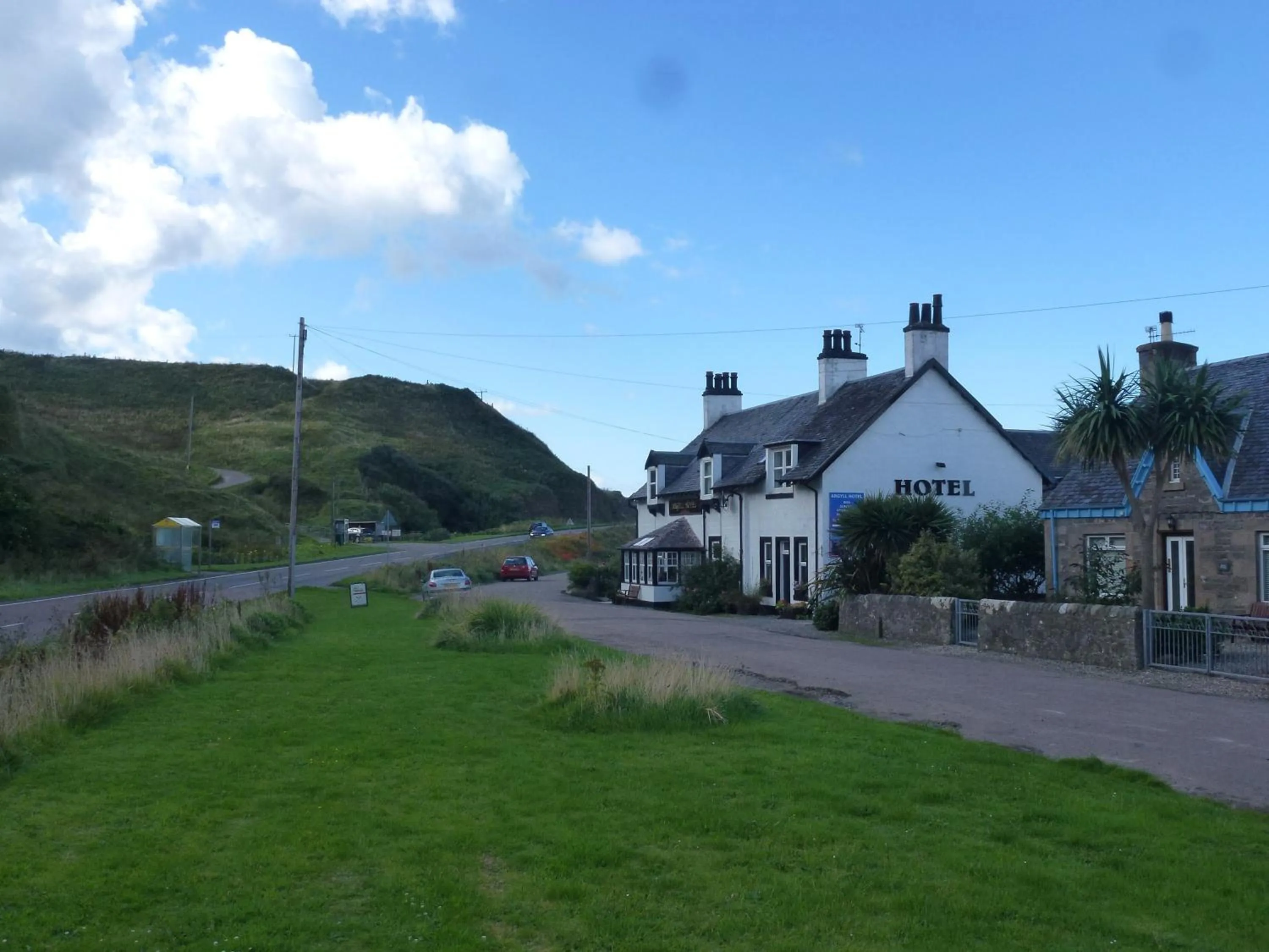 Facade/entrance in Argyll Hotel