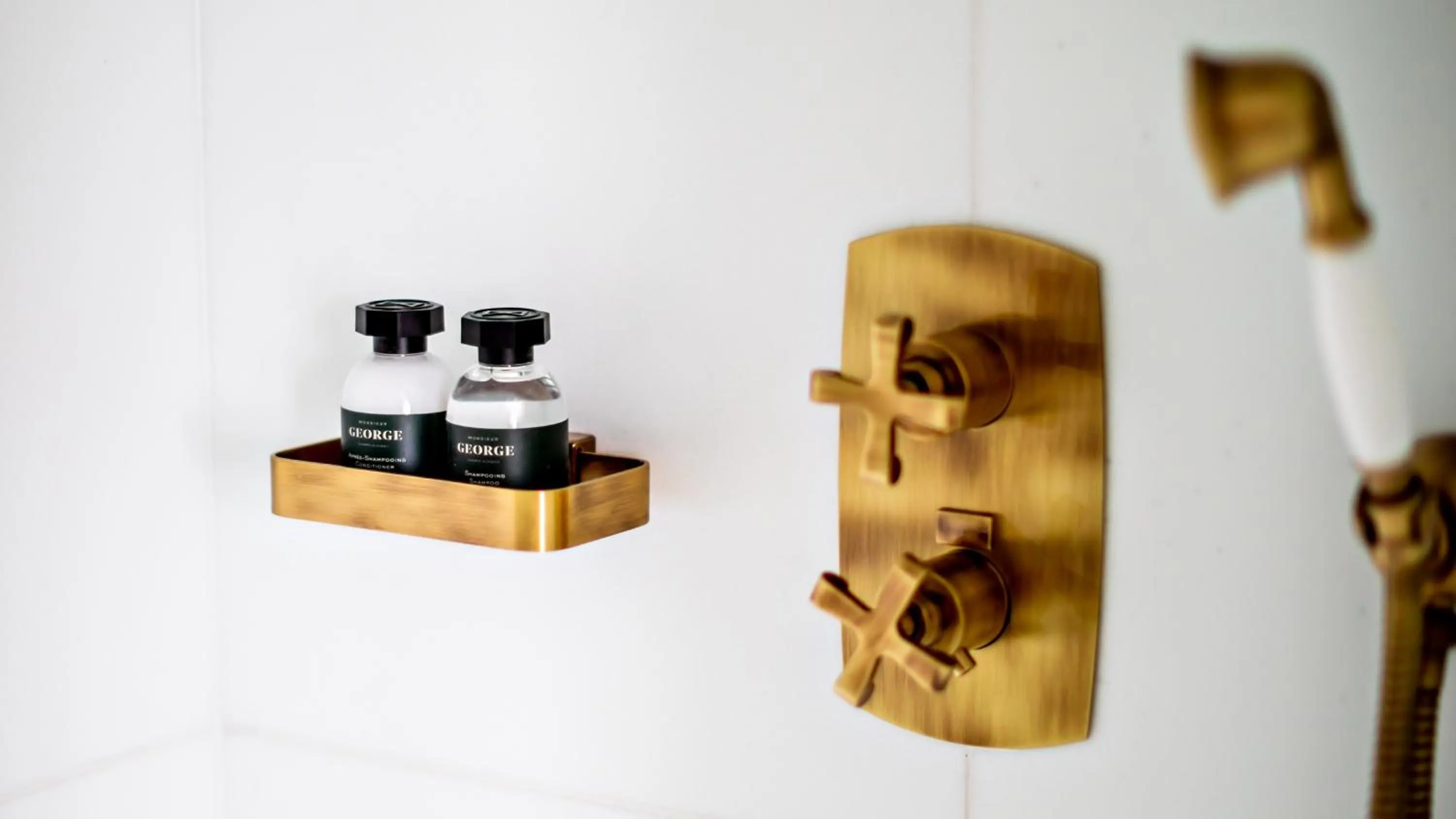 Bathroom in Monsieur George Hotel & Spa - Champs-Elysées