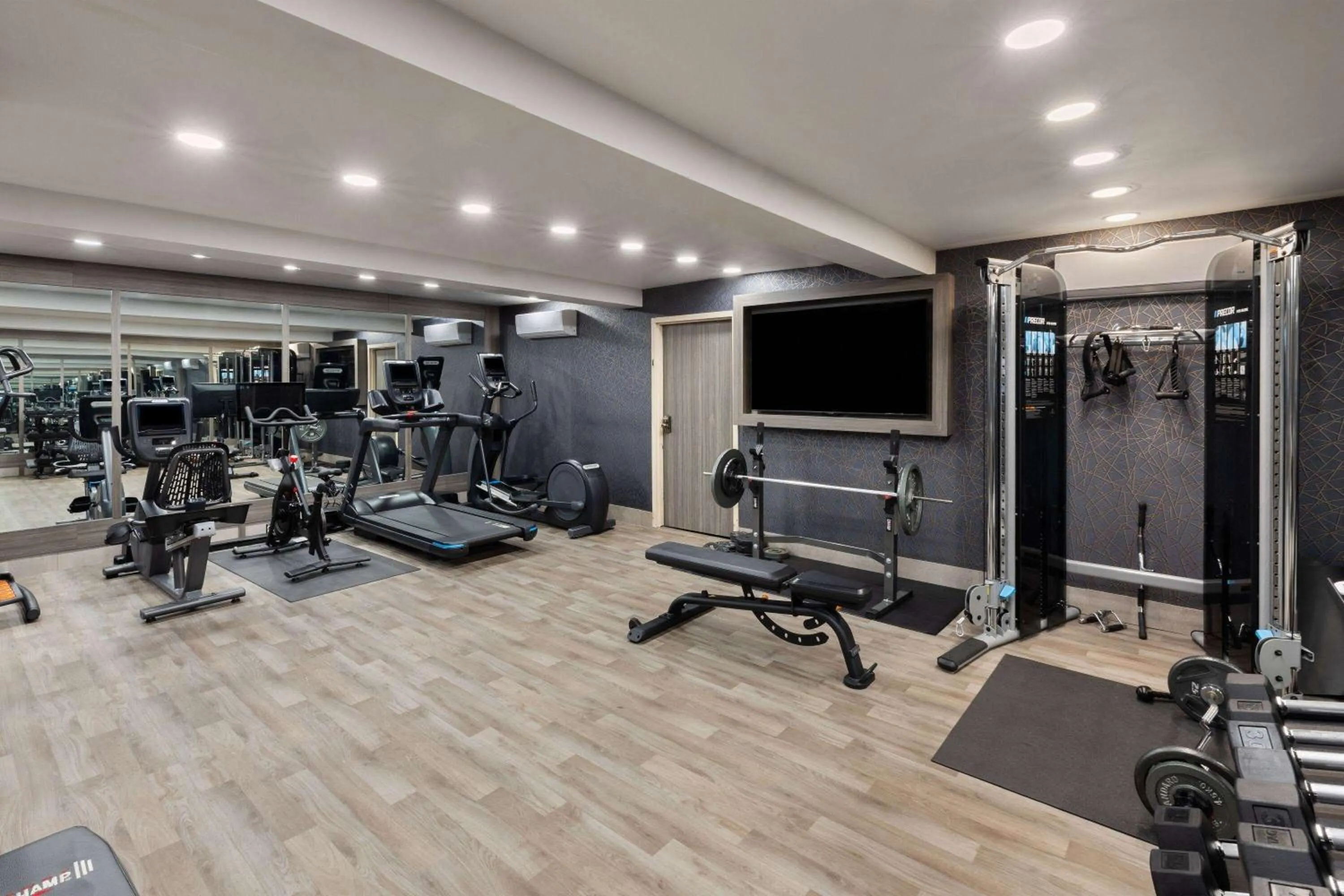 Fitness centre/facilities in Wyndham DFW Airport