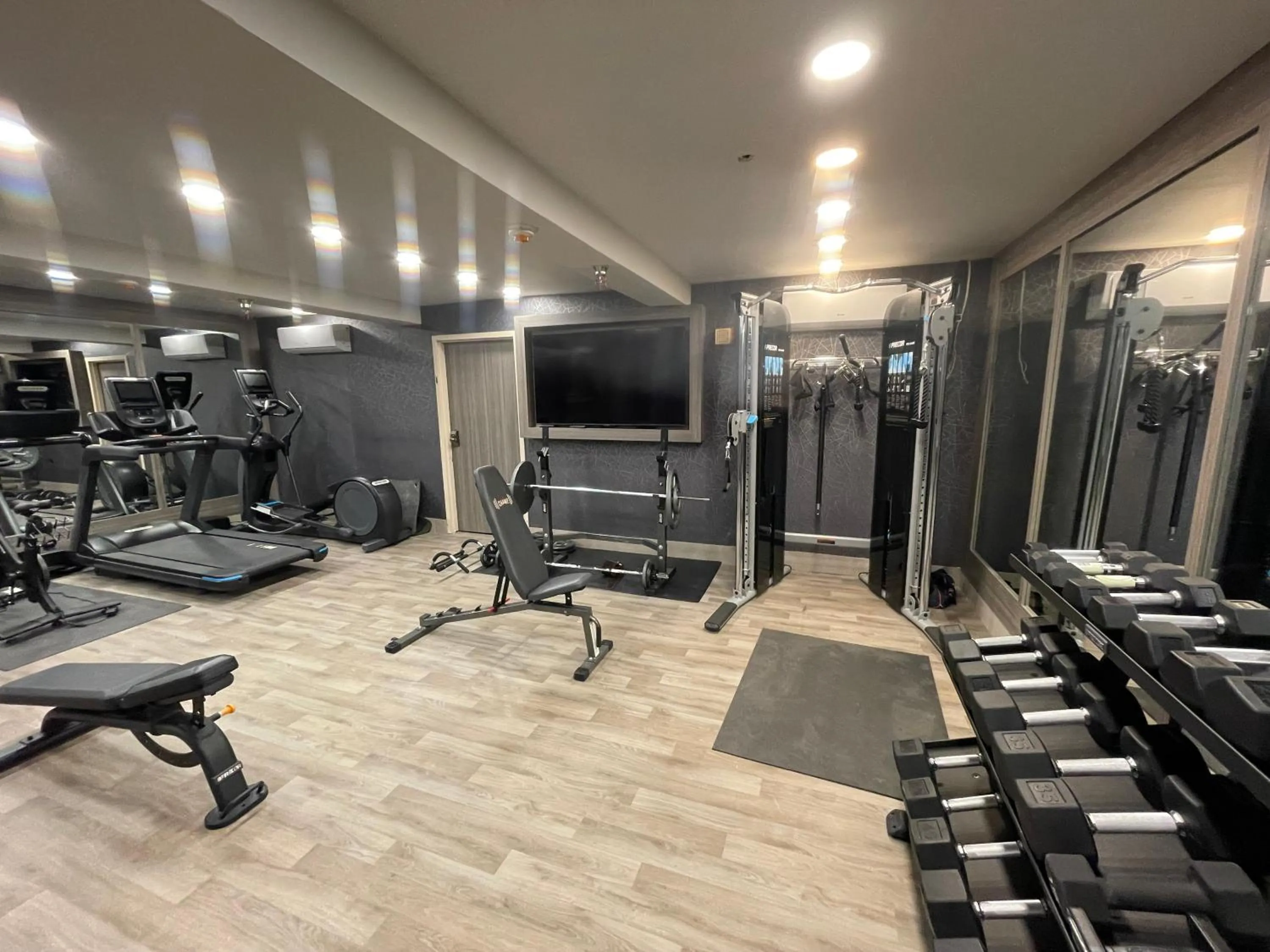 Fitness centre/facilities in Wyndham DFW Airport