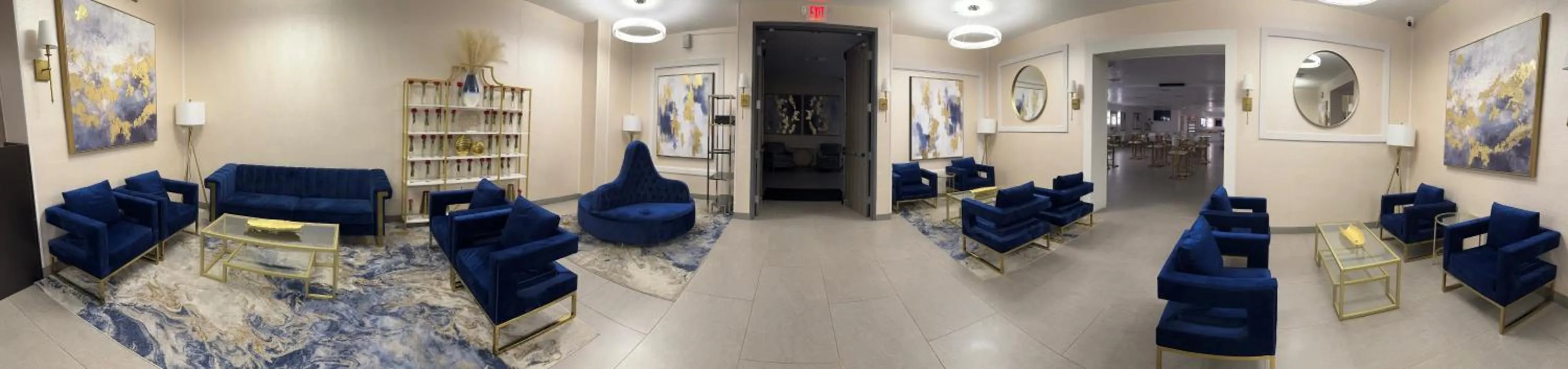 Restaurant/places to eat in Wyndham DFW Airport