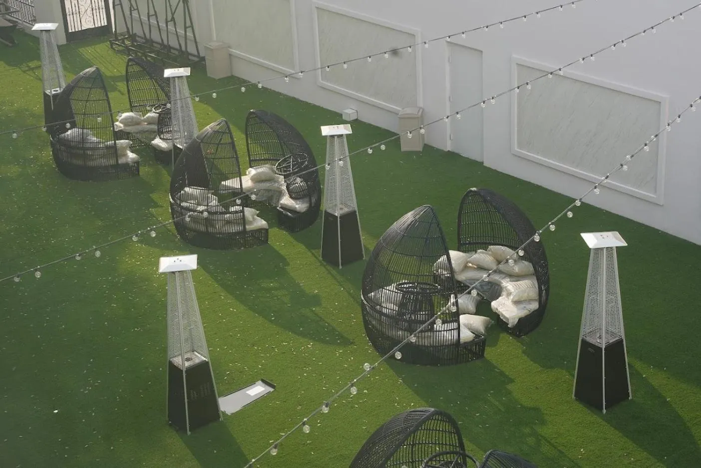 Garden in Wyndham DFW Airport