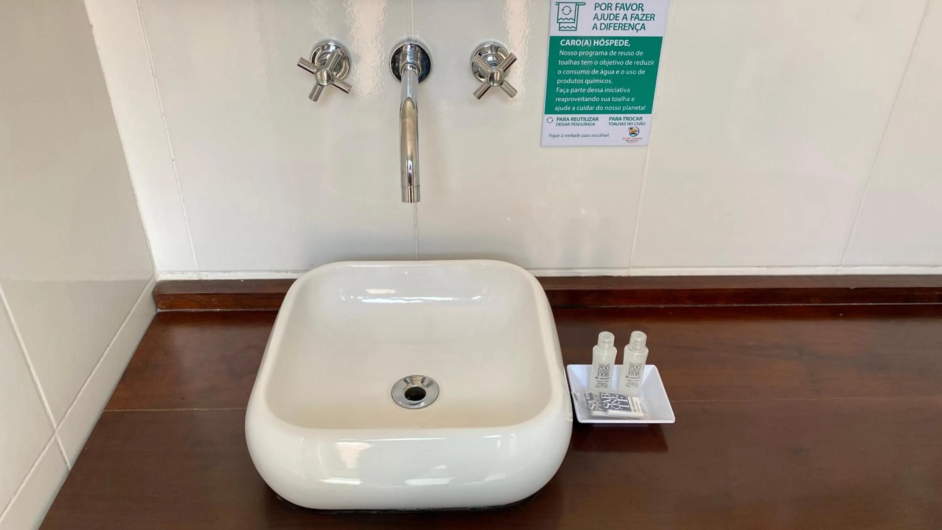 Bathroom in Suíte Lázaro