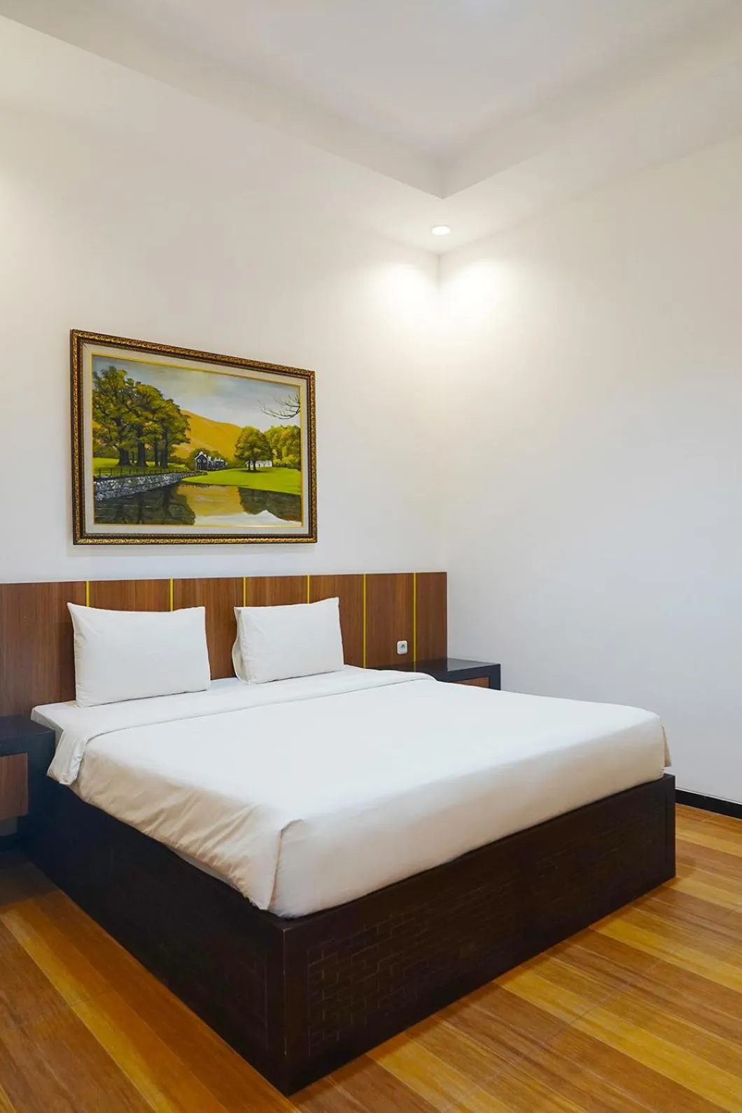 Bed in Baratha Hotel & Resto