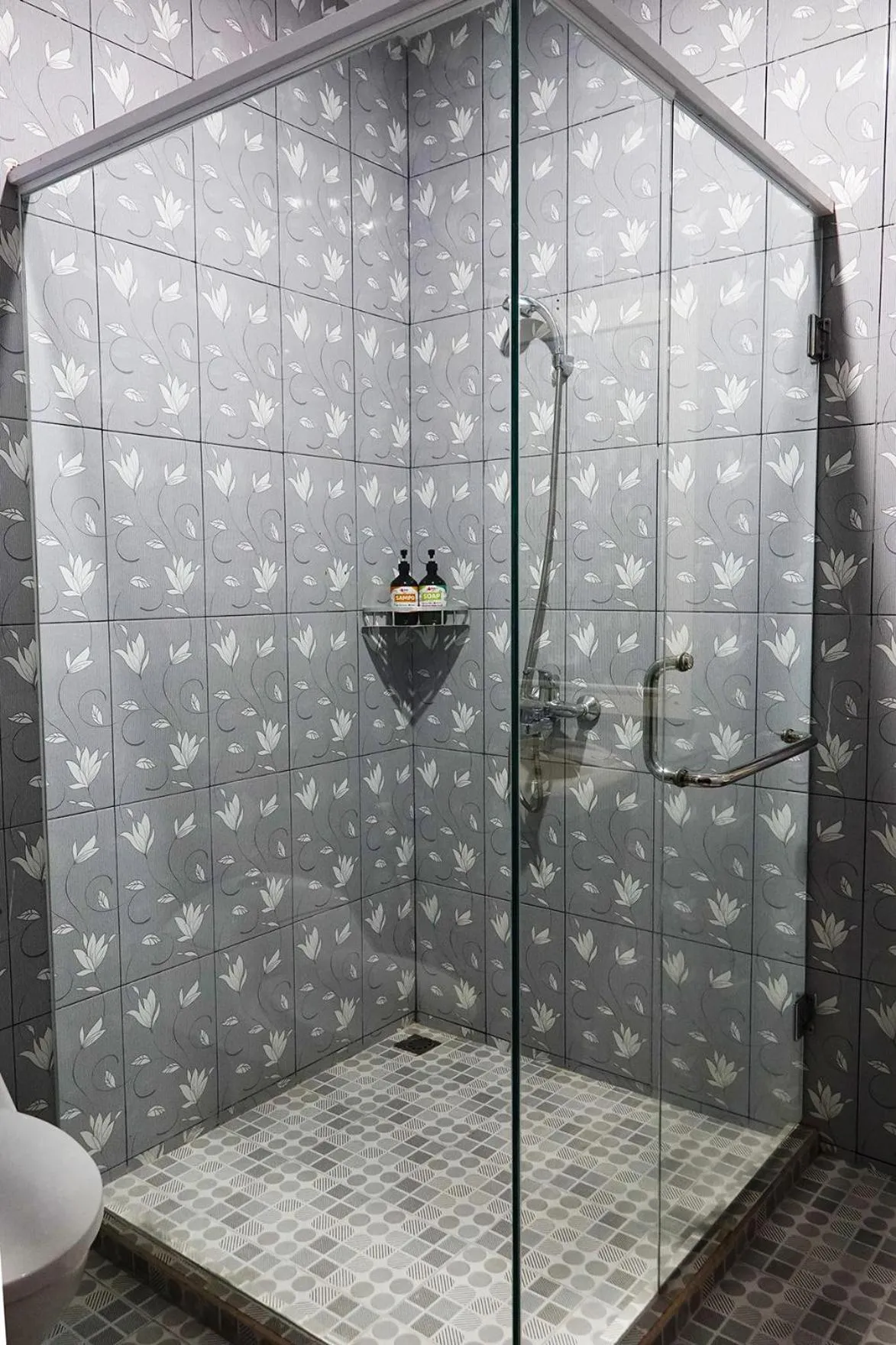 Bathroom in Baratha Hotel & Resto