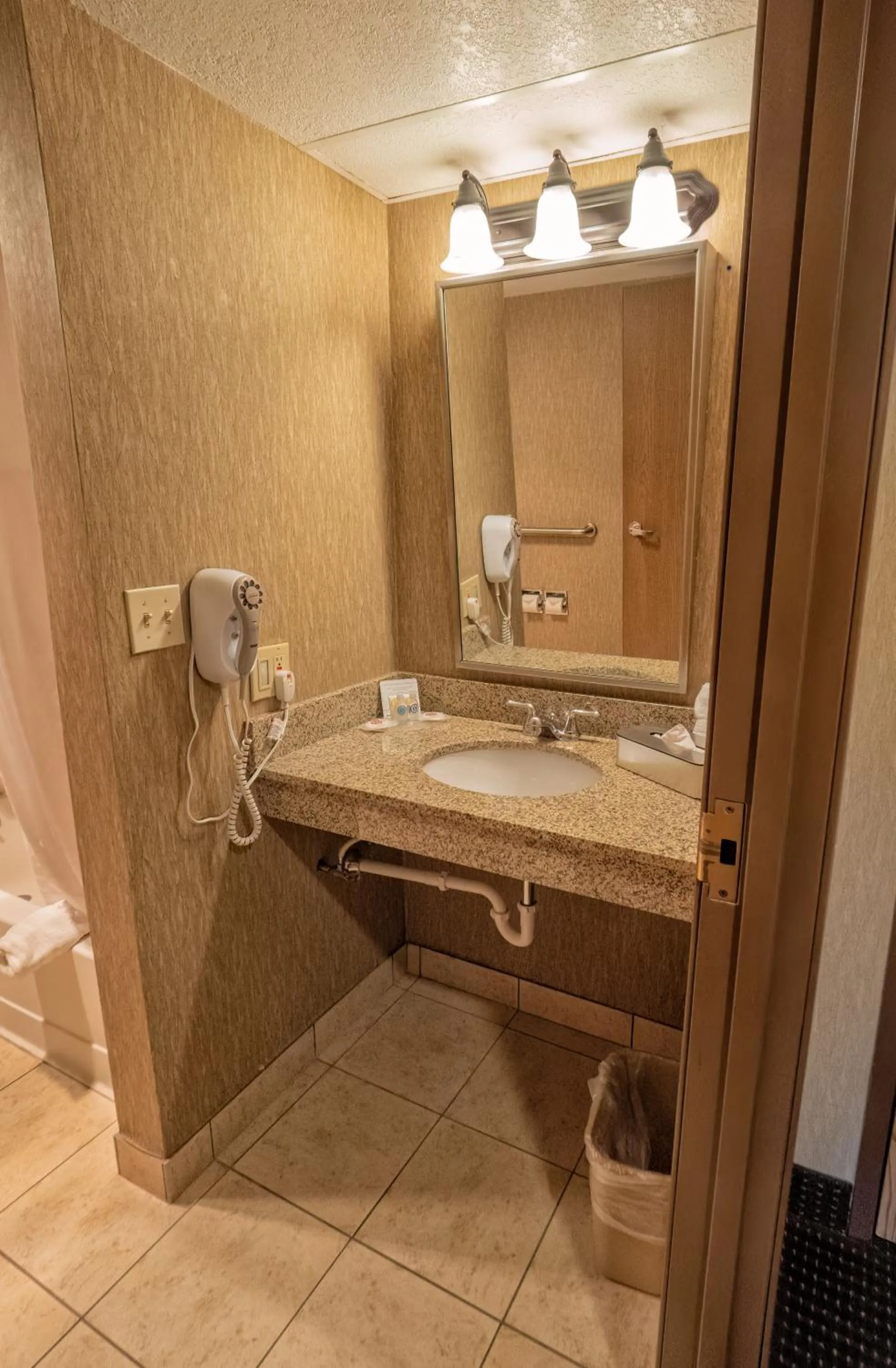 Bathroom in Comfort Inn Near Vail Beaver Creek