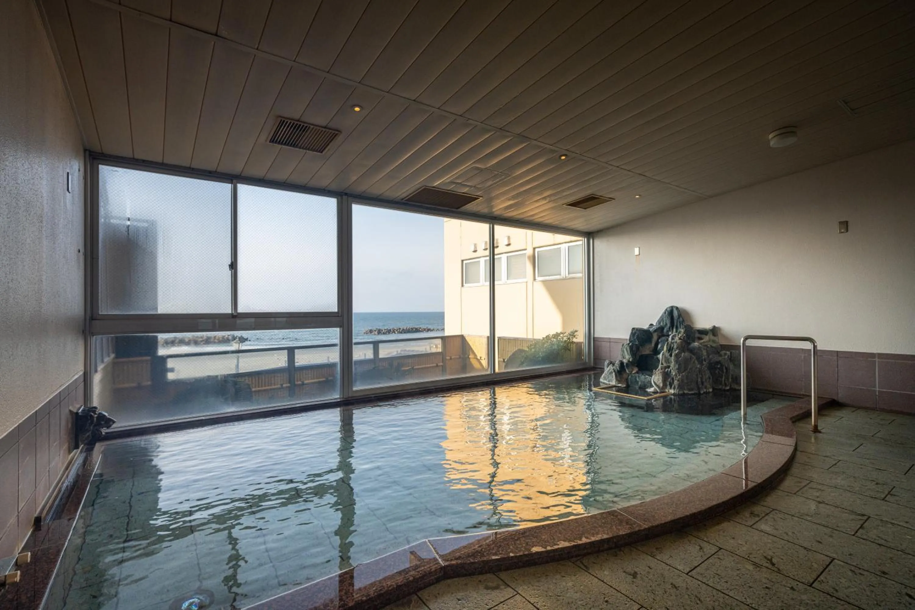 Hot Spring Bath in Ikkyu -Seaside Hotel-