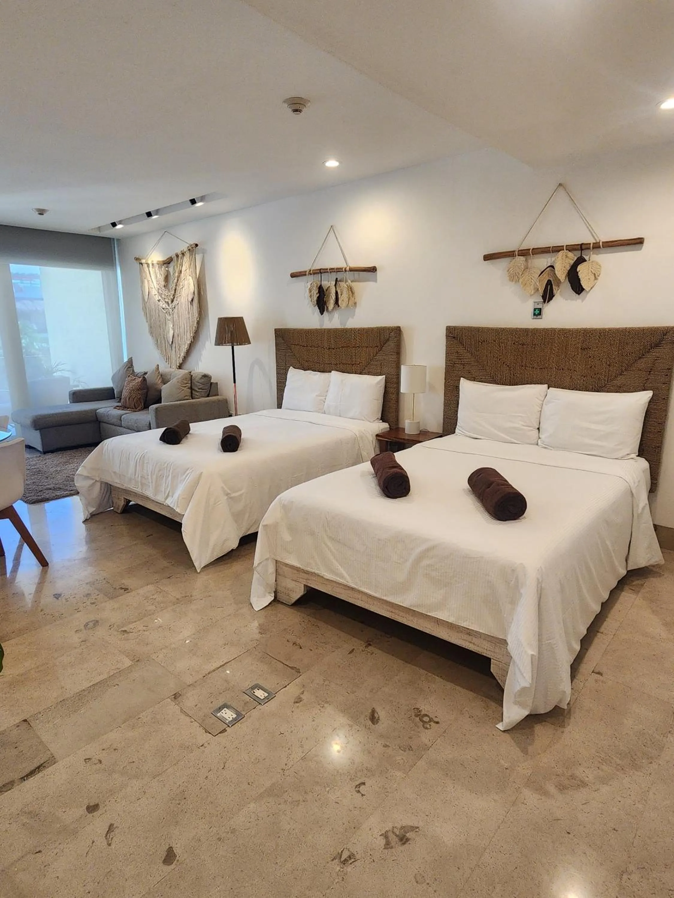 Bed in Oceana by ABNA