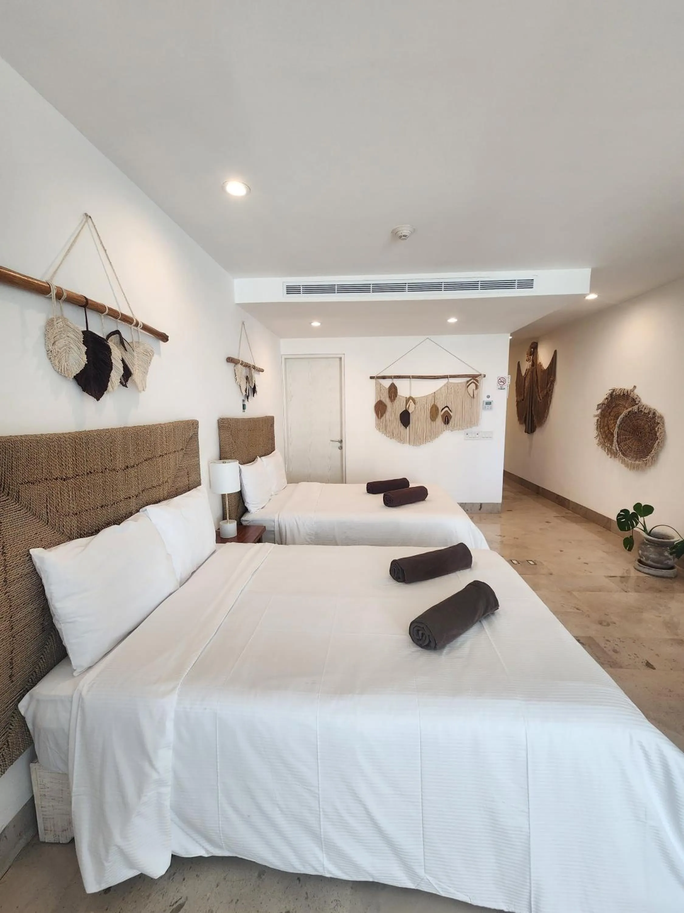 Bed in Oceana by ABNA