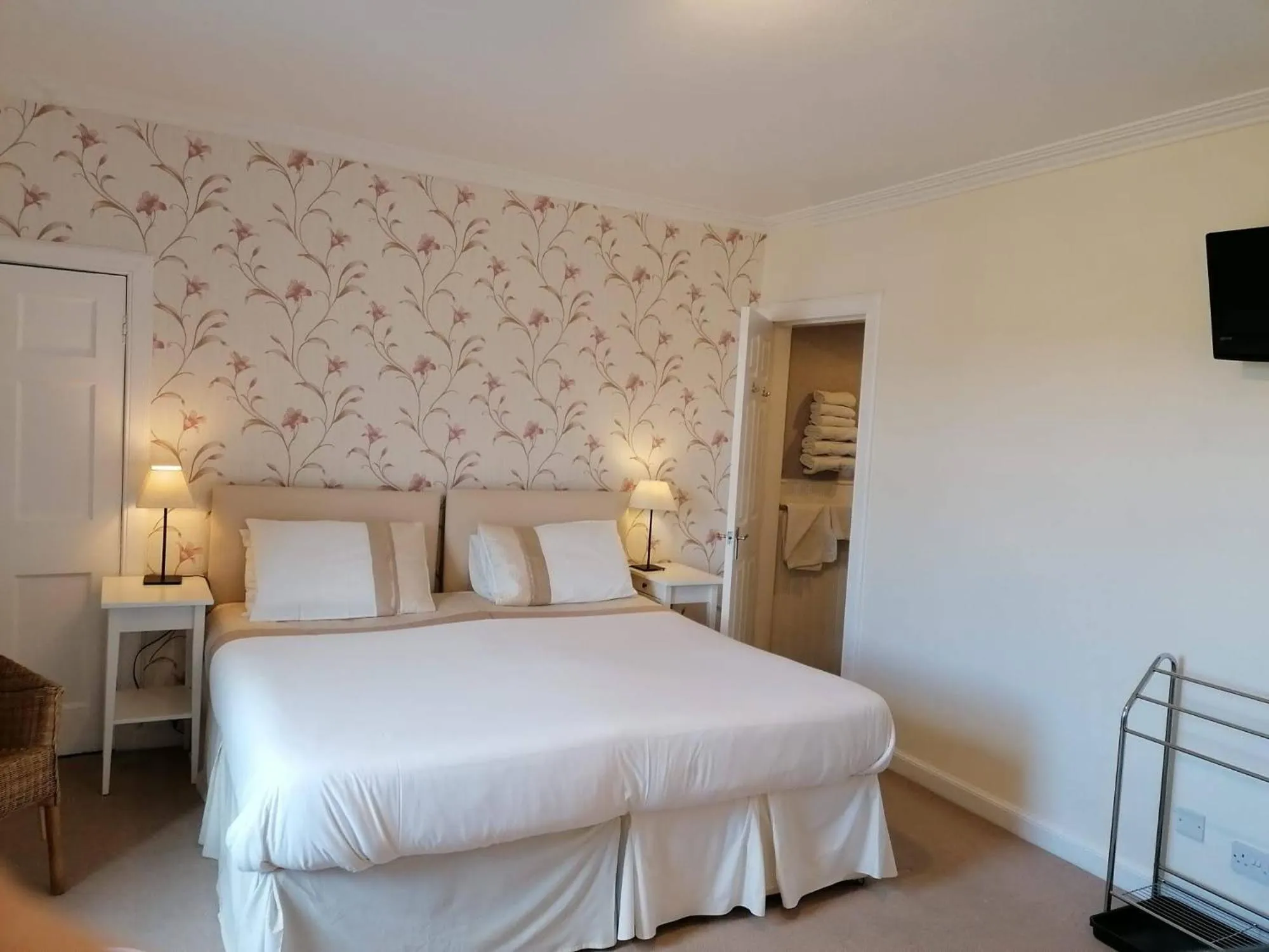 Photo of the whole room, Bed in Broomfield House Bed and Breakfast