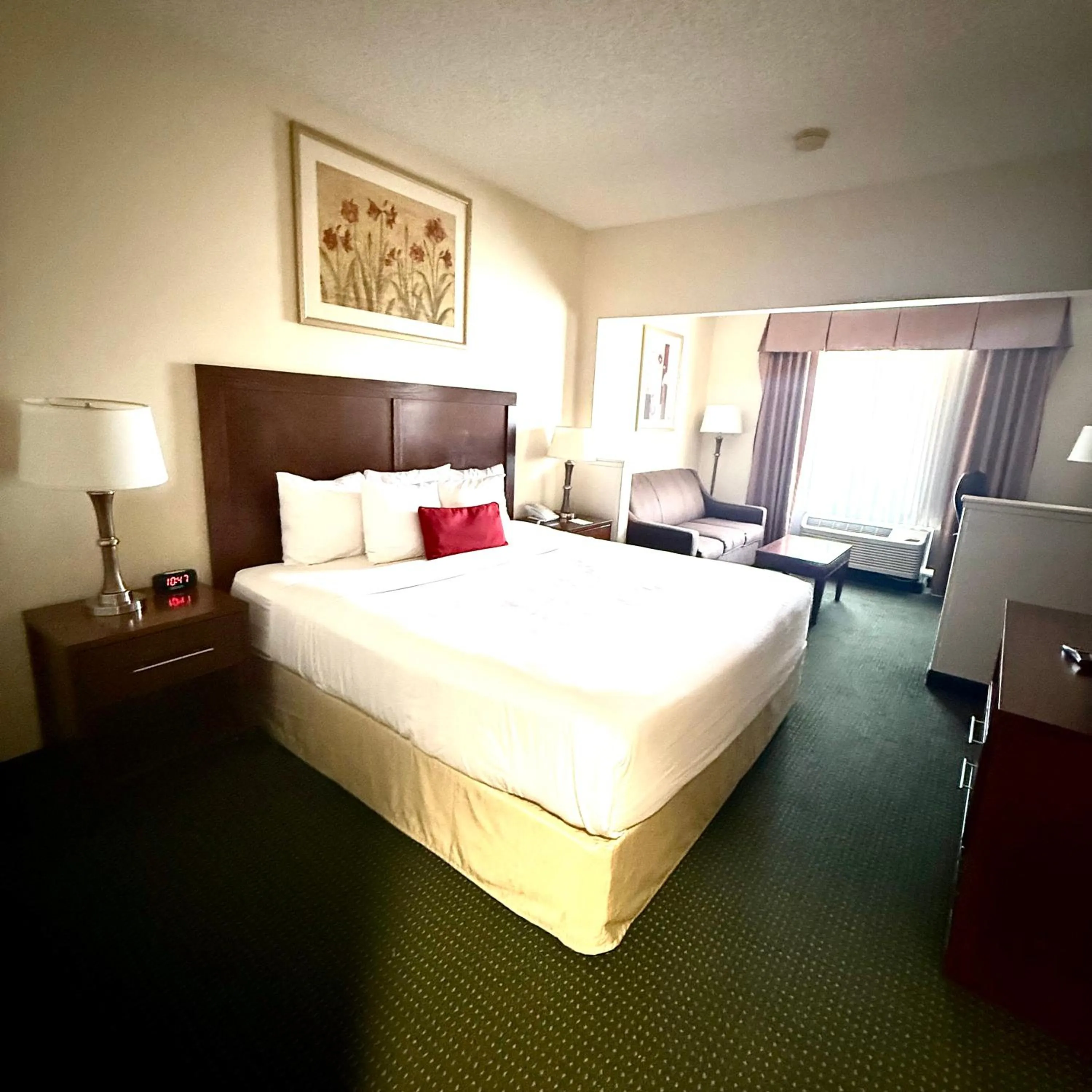 Bedroom, Bed in Ramada by Wyndham Denver International Airport