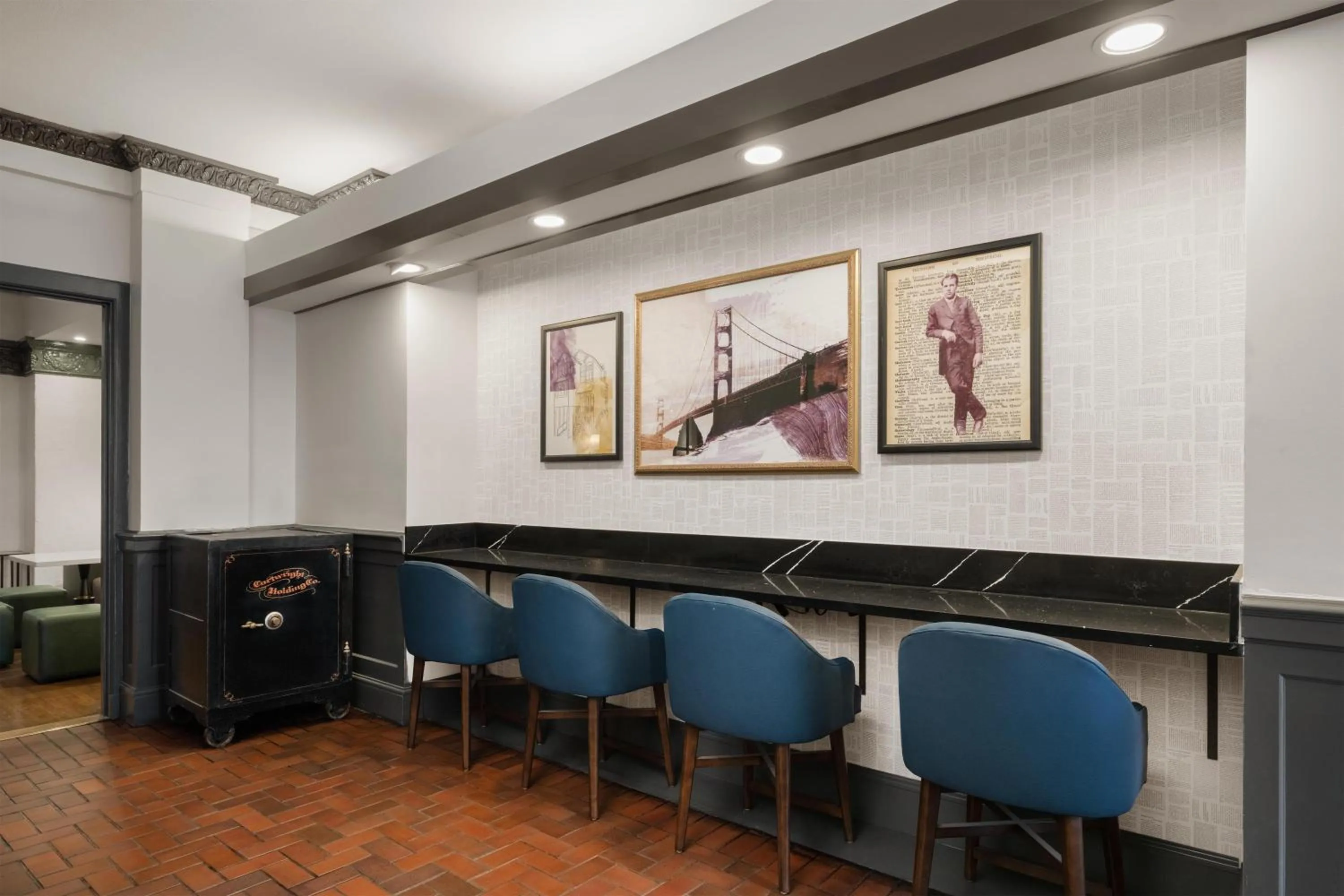 Property building in Cartwright Hotel Union Square - BW Premier Collection