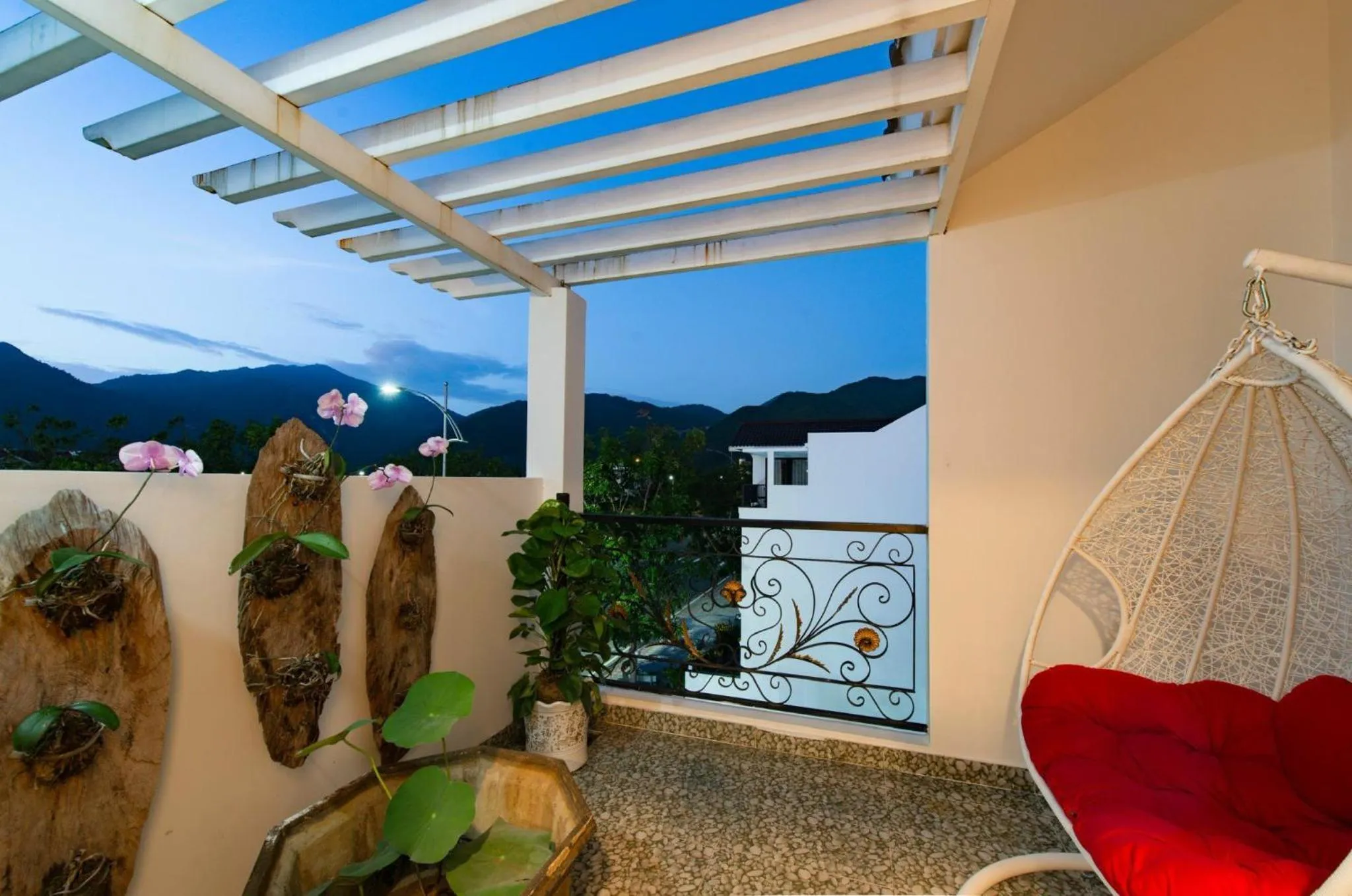 Patio in West Lake Hotel - Near Bai Dai Beach